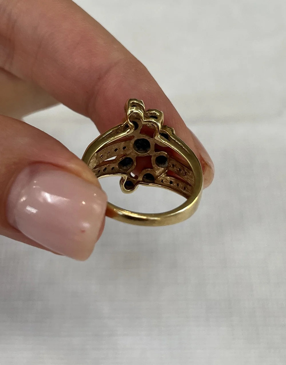 14k Sapphire & Diamond Ring
