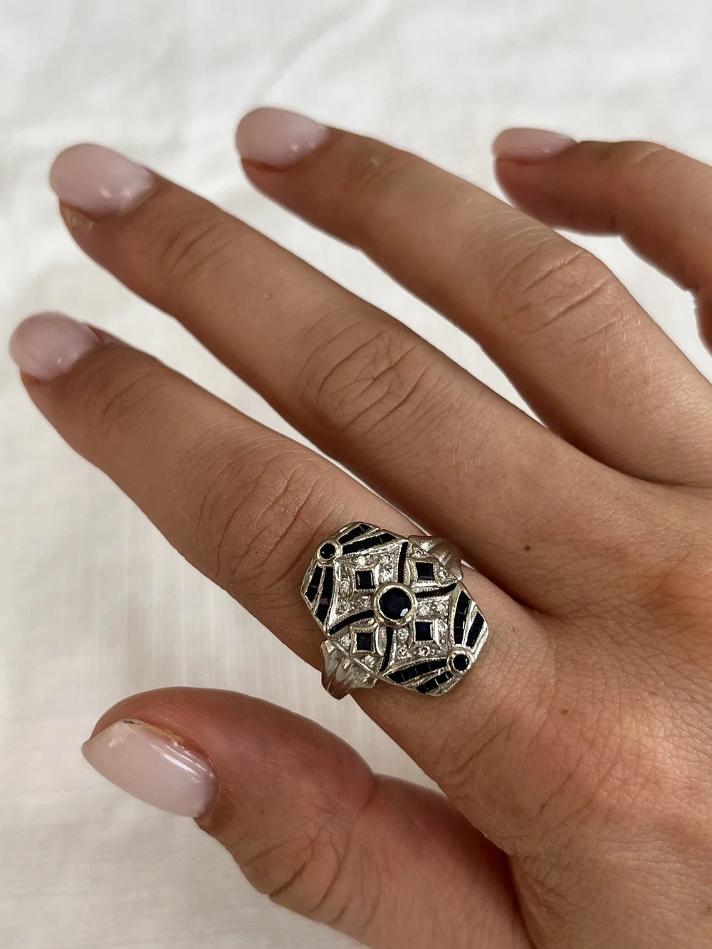 18k Sapphire & Diamond Ring