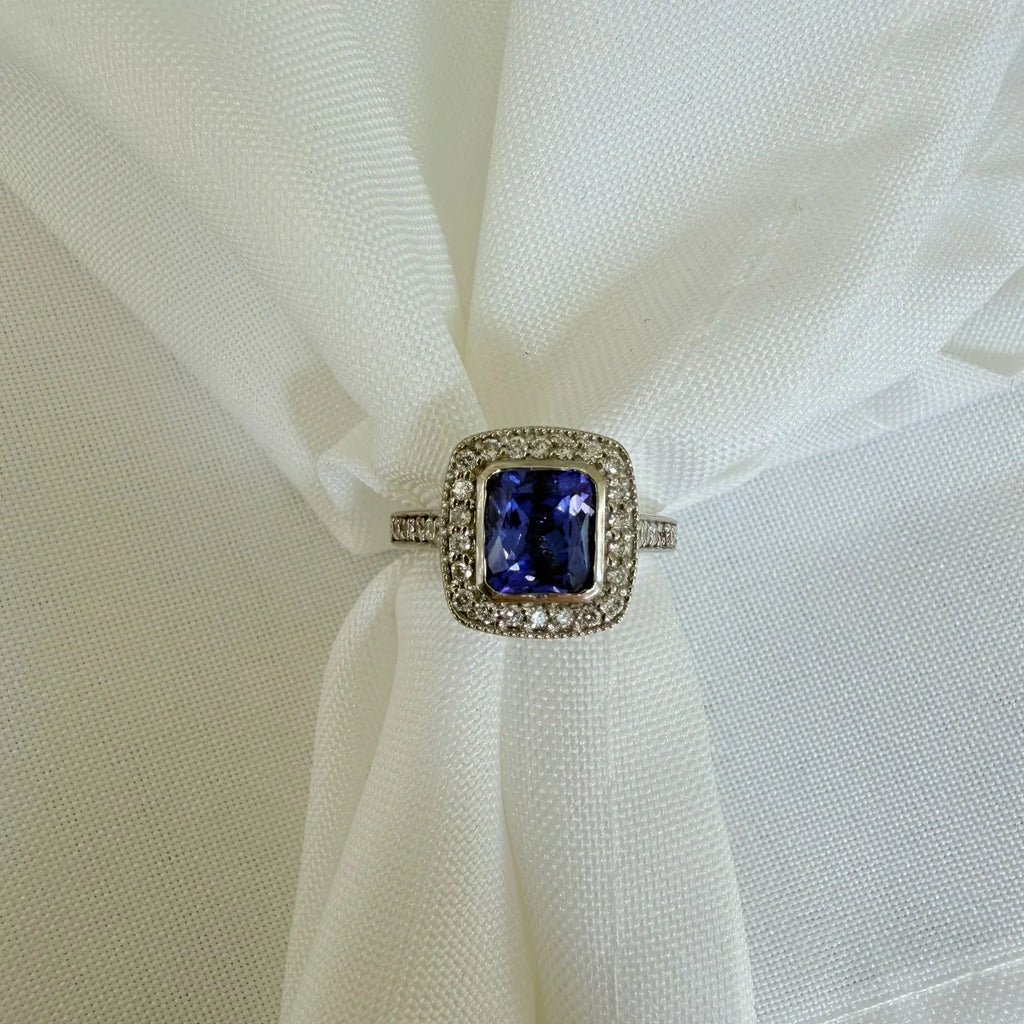 14k Tanzanite & Diamond Ring