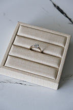 18k Natural Round Diamond Ring