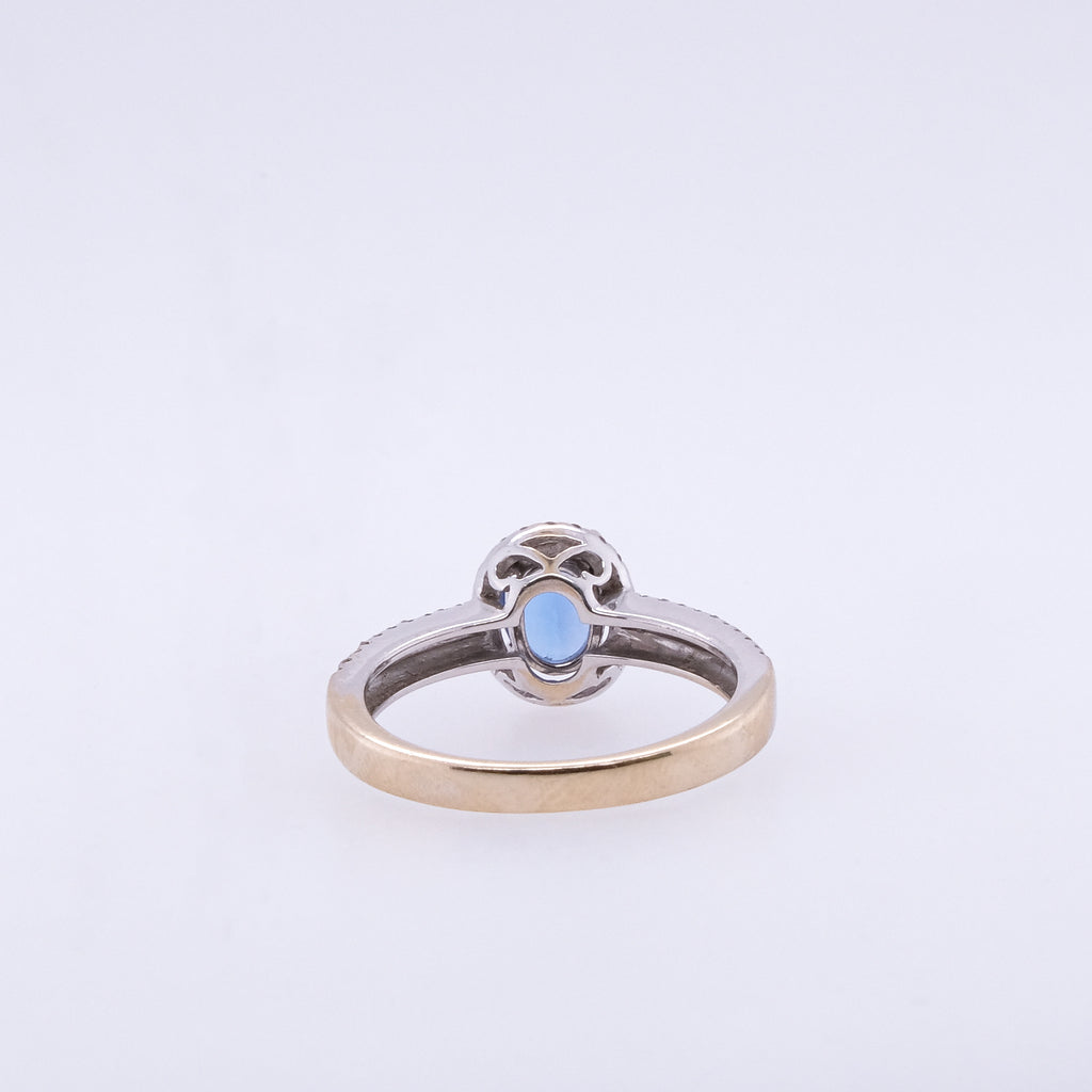 18k Tanzanite & Diamond Ring