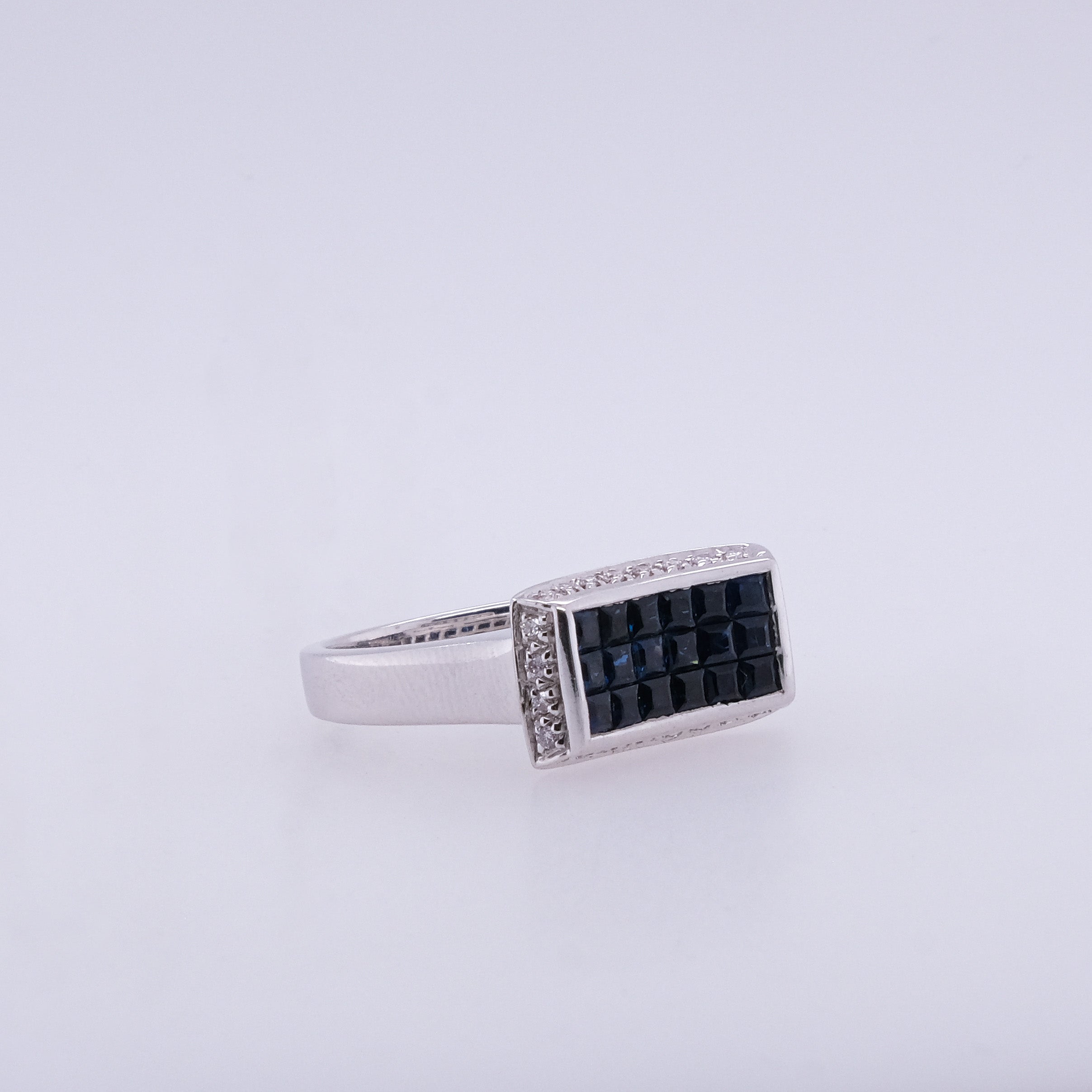 18k Sapphire & Diamond Ring