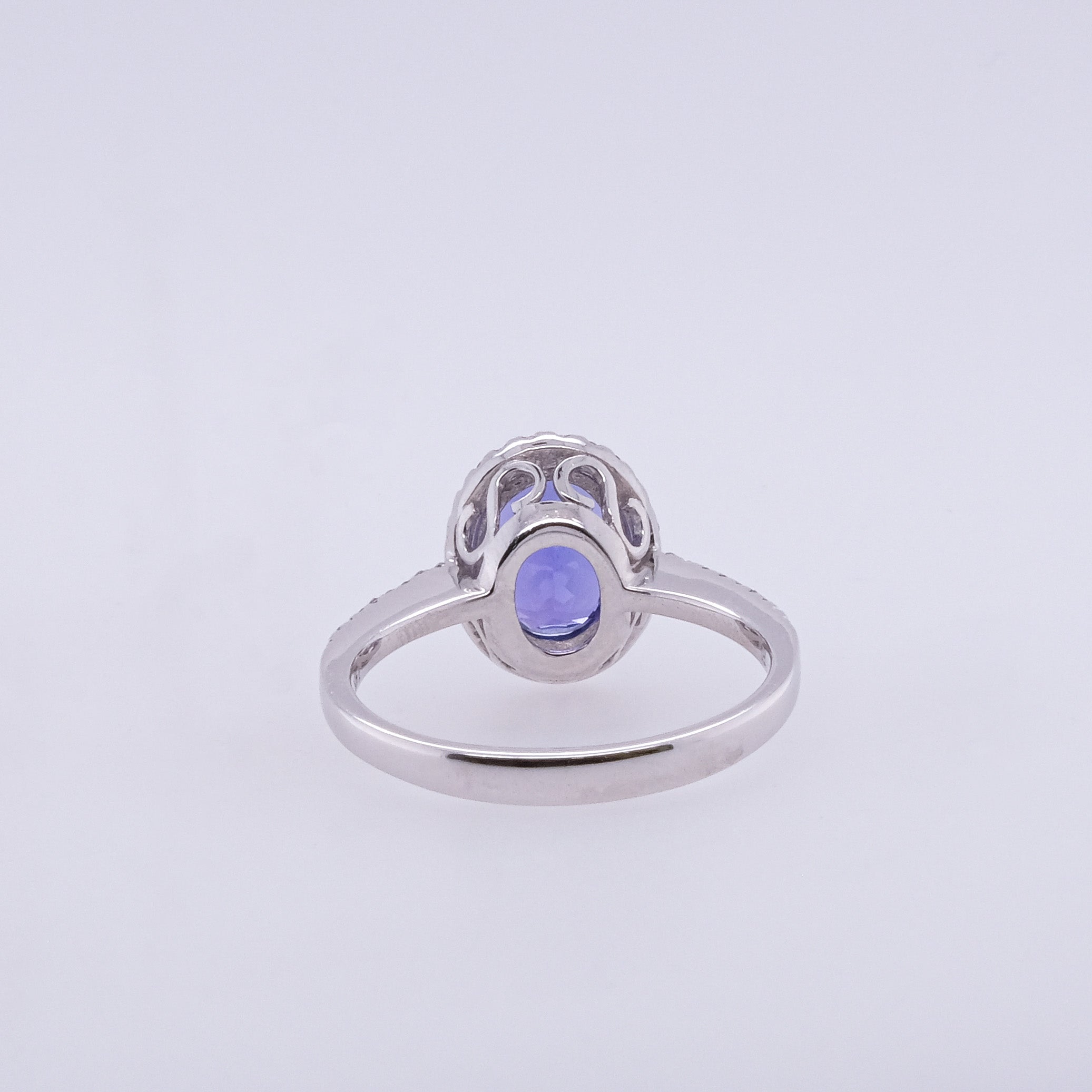 14k Tanzanite & Diamond Ring