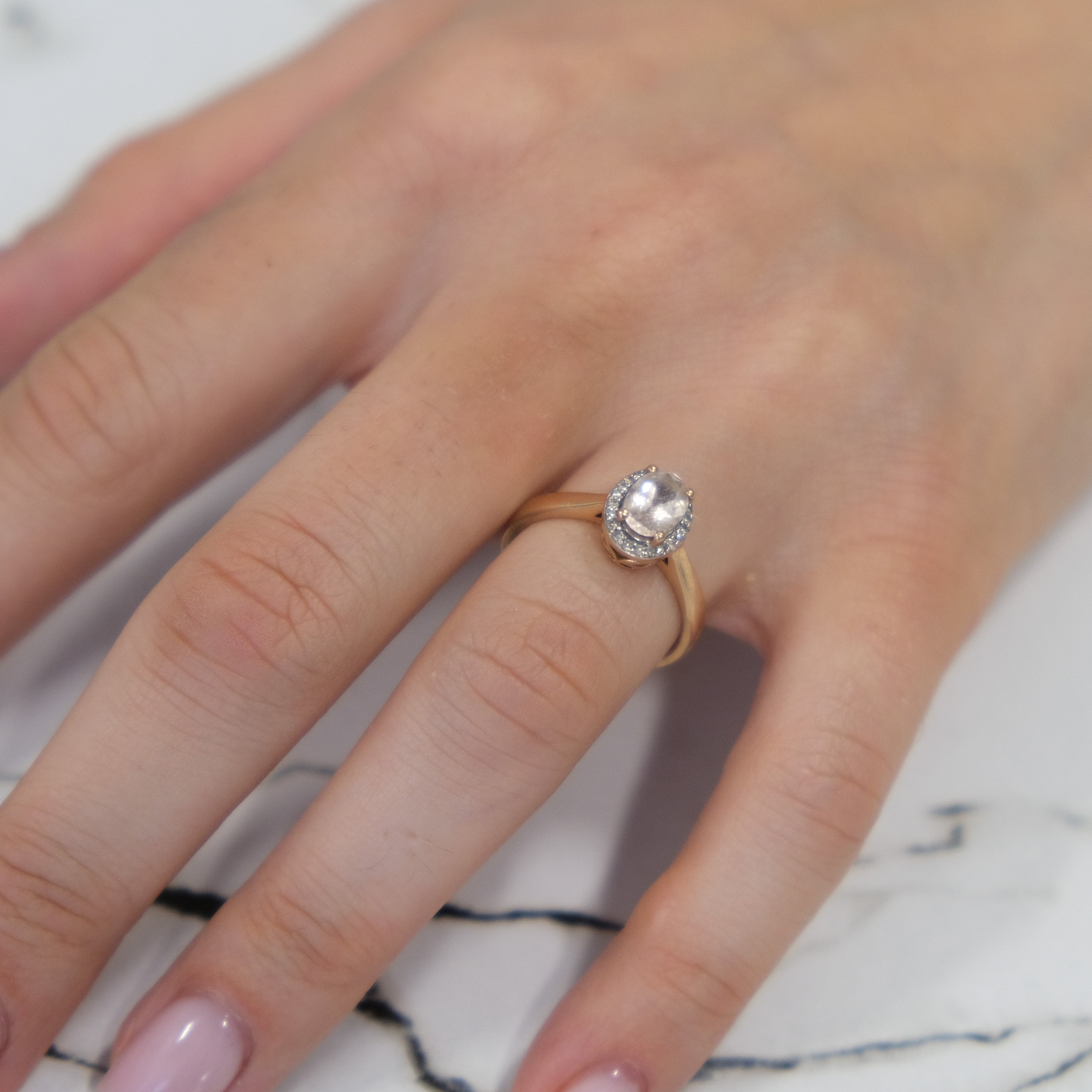 10k Quartz & Diamond Ring