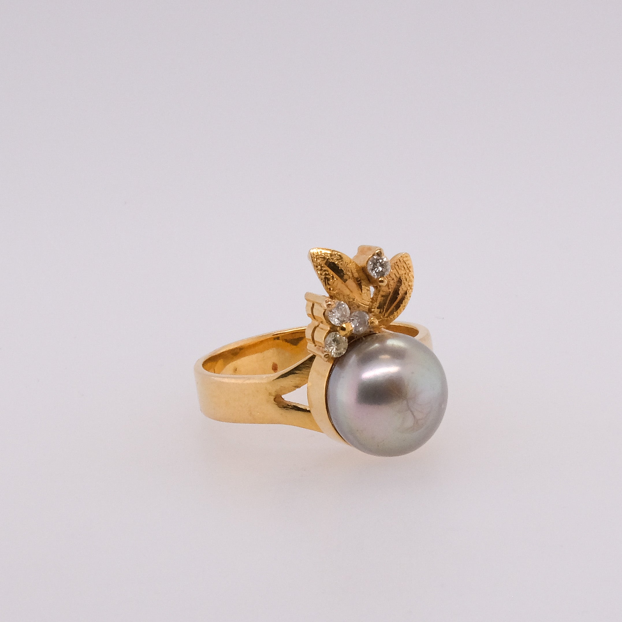 14k Tahitian Pearl & Diamond Ring