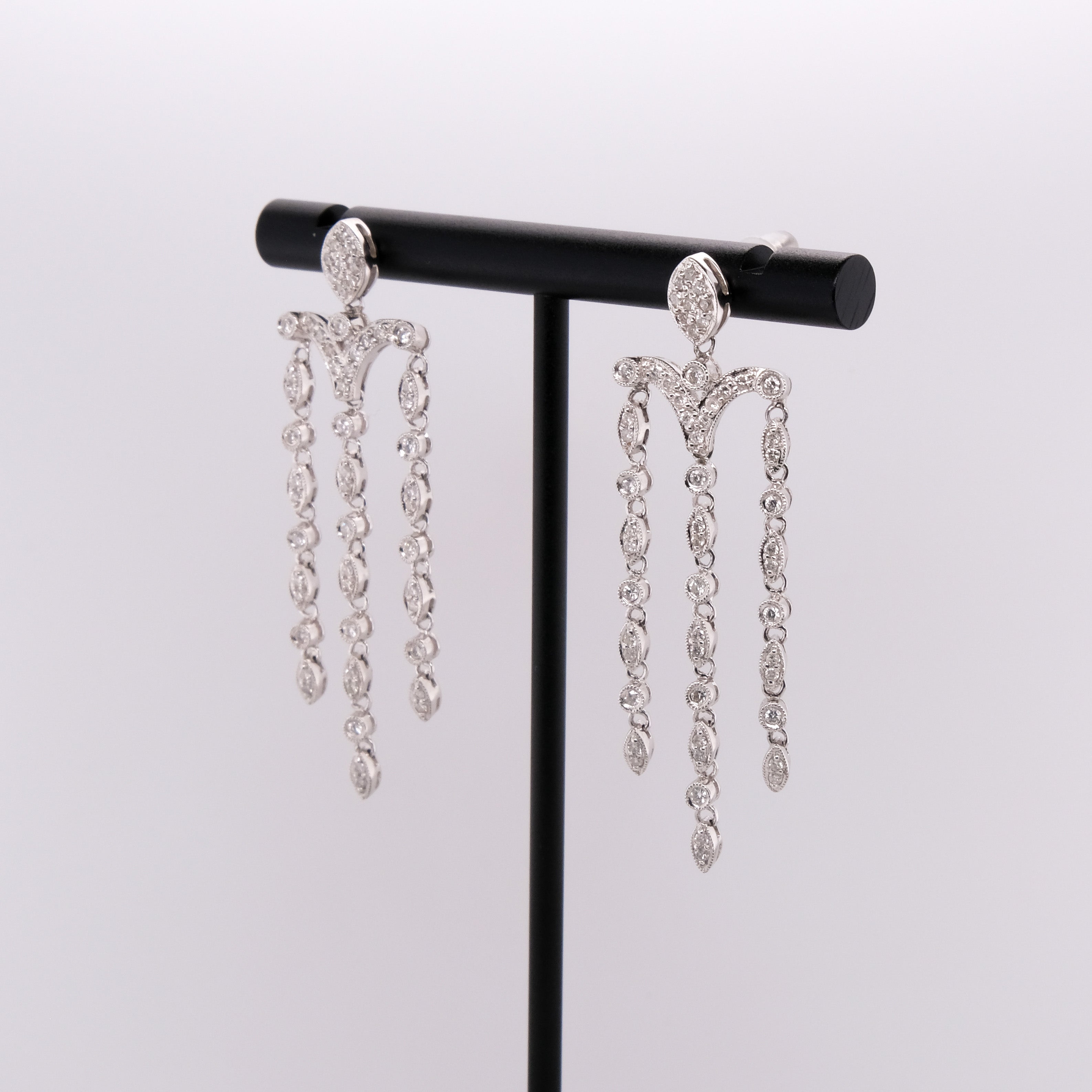 18k Dangling Diamond Earrings