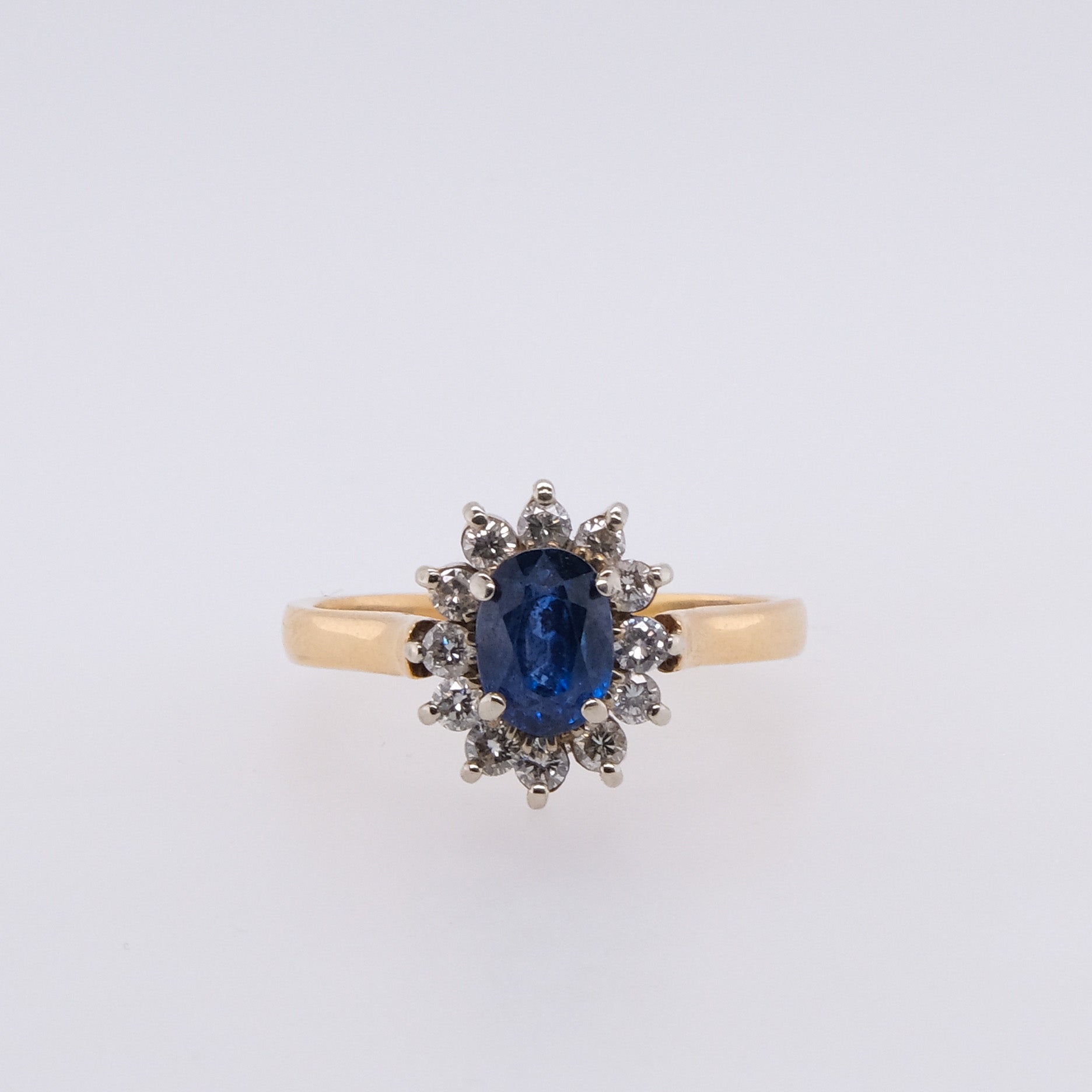 18k Blue Sapphire & Diamond Ring