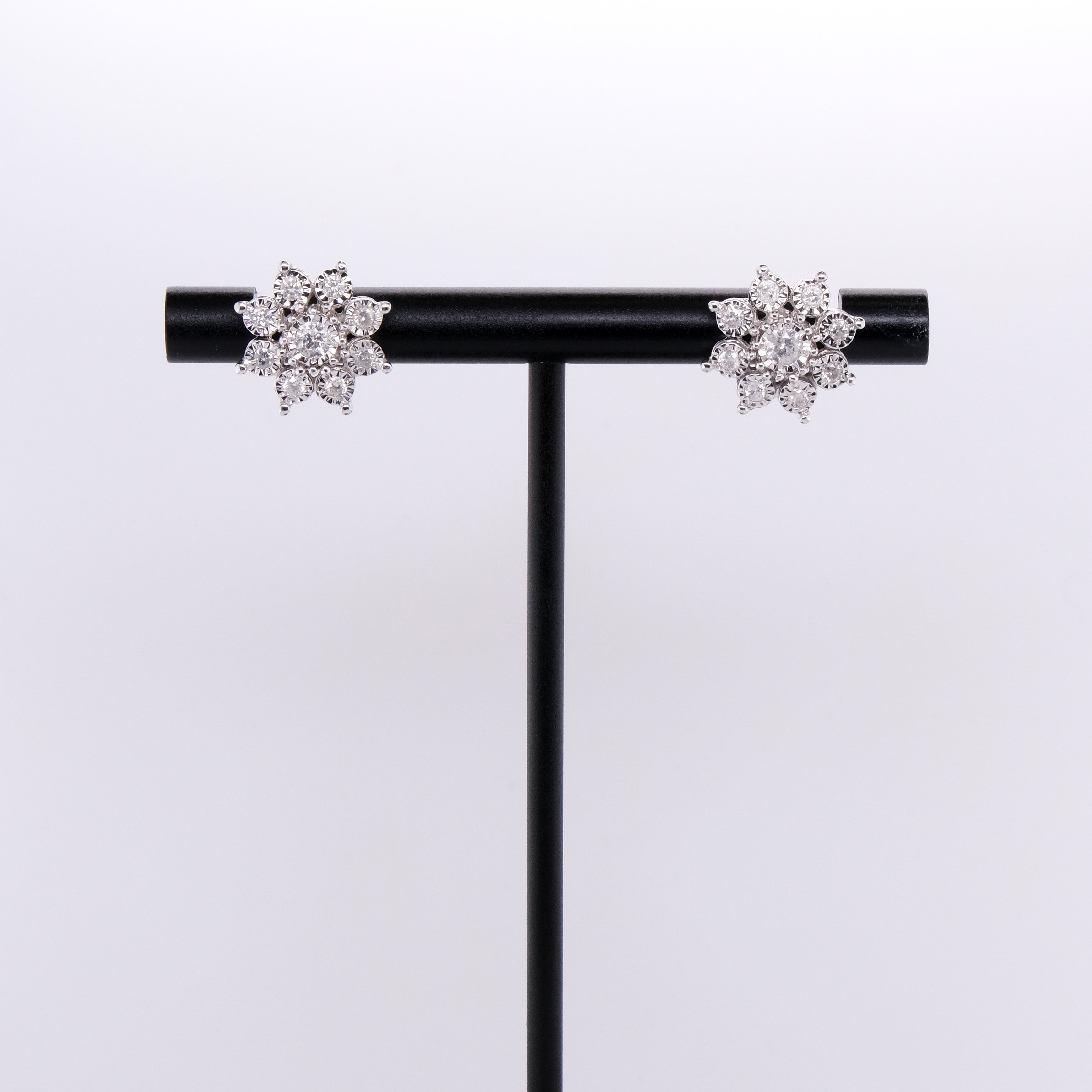 10k Diamond Studs