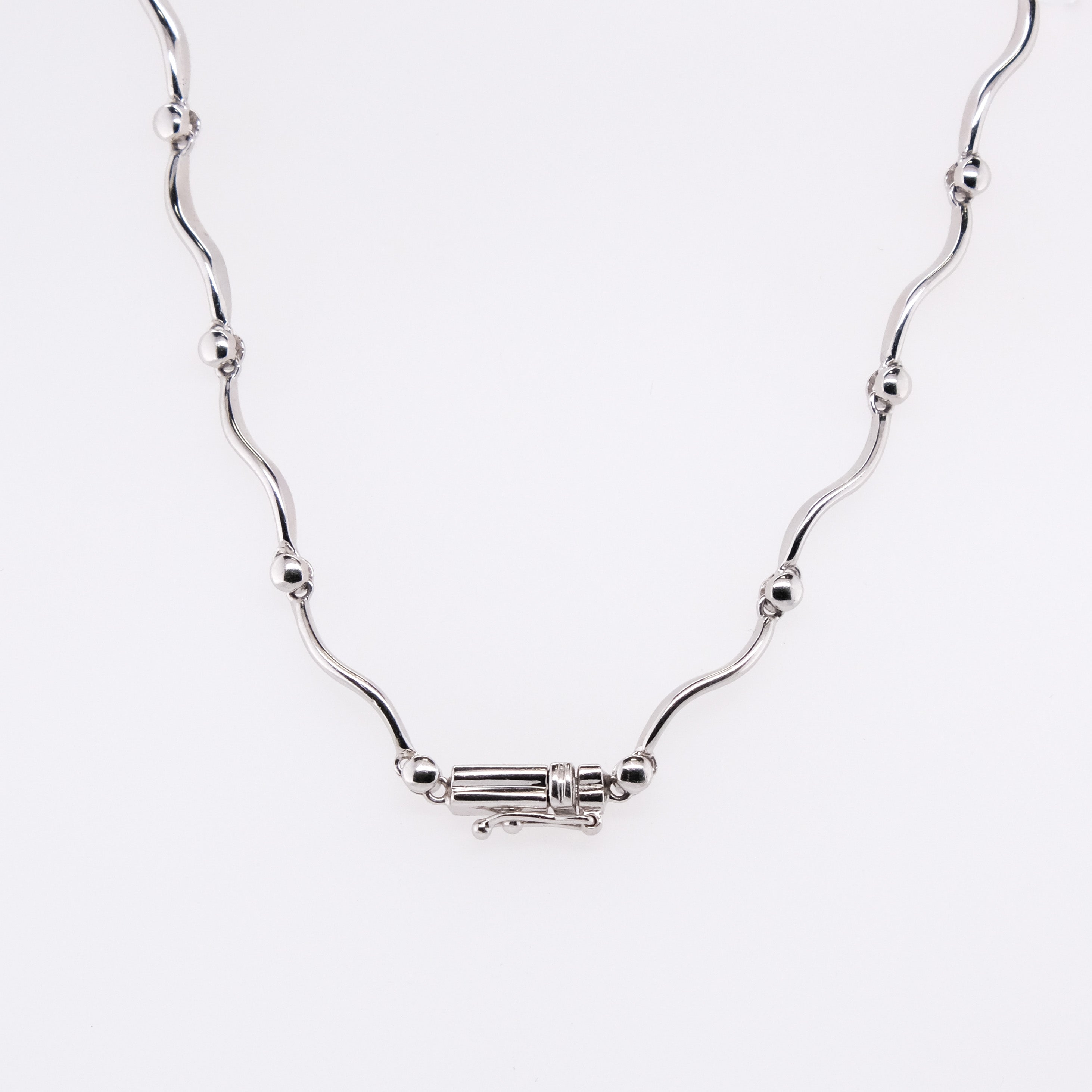 18k Diamond Butterfly Necklace
