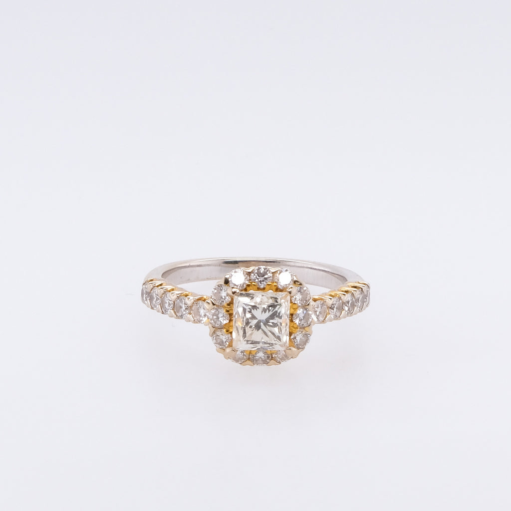 18k Princess Cut Natural Diamond Ring