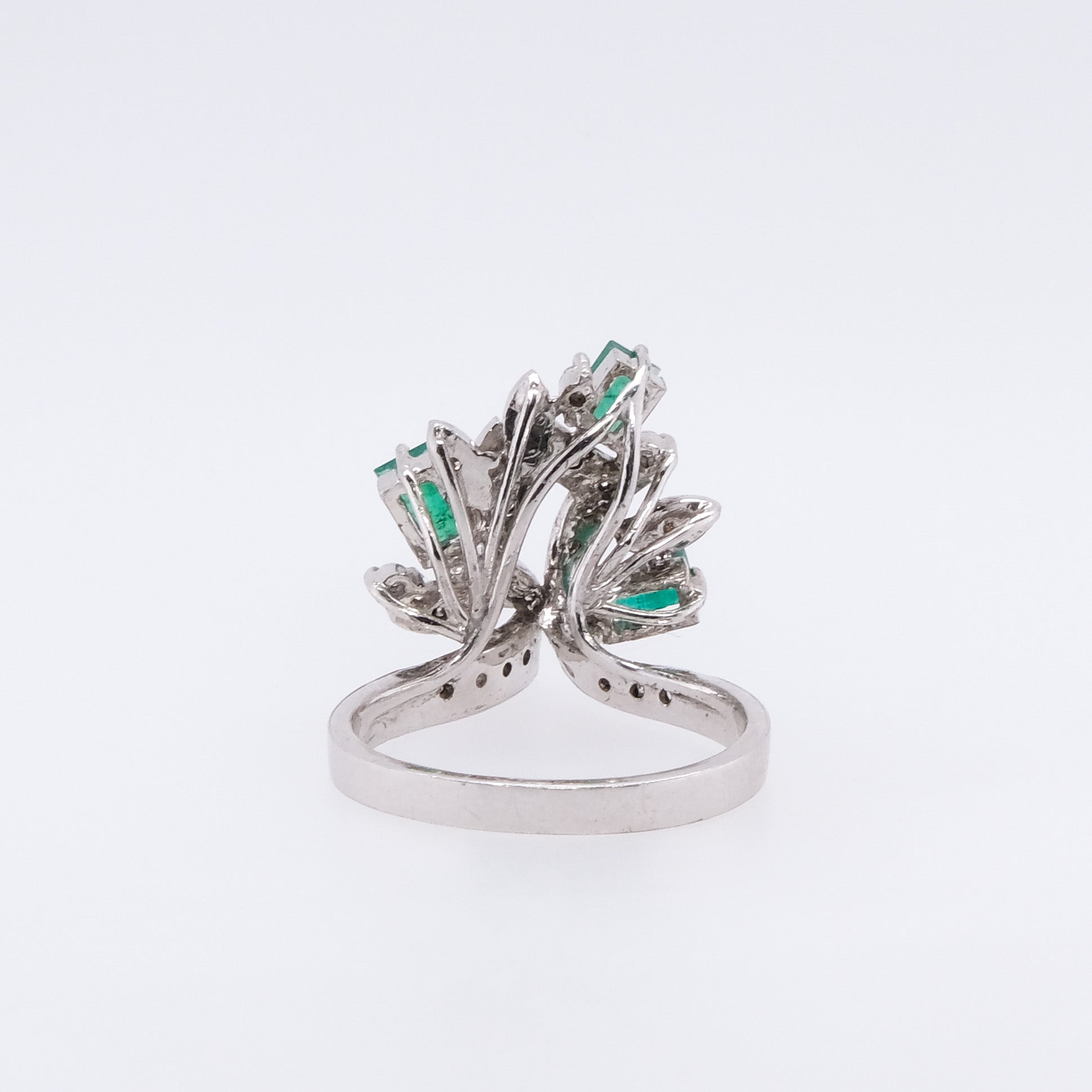 14k Emerald & Diamond Ring