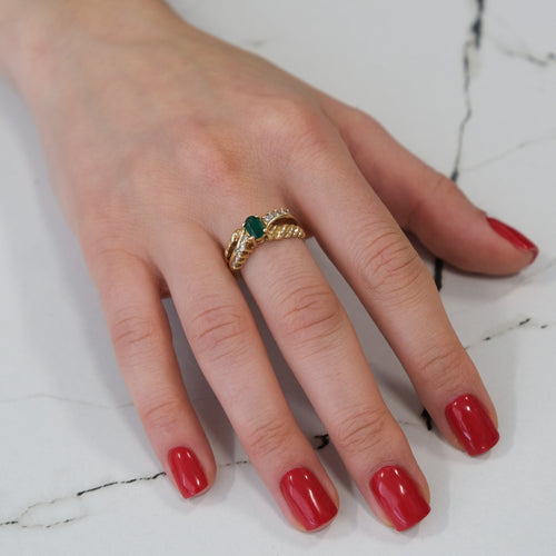 14k Emerald & Diamond Ring