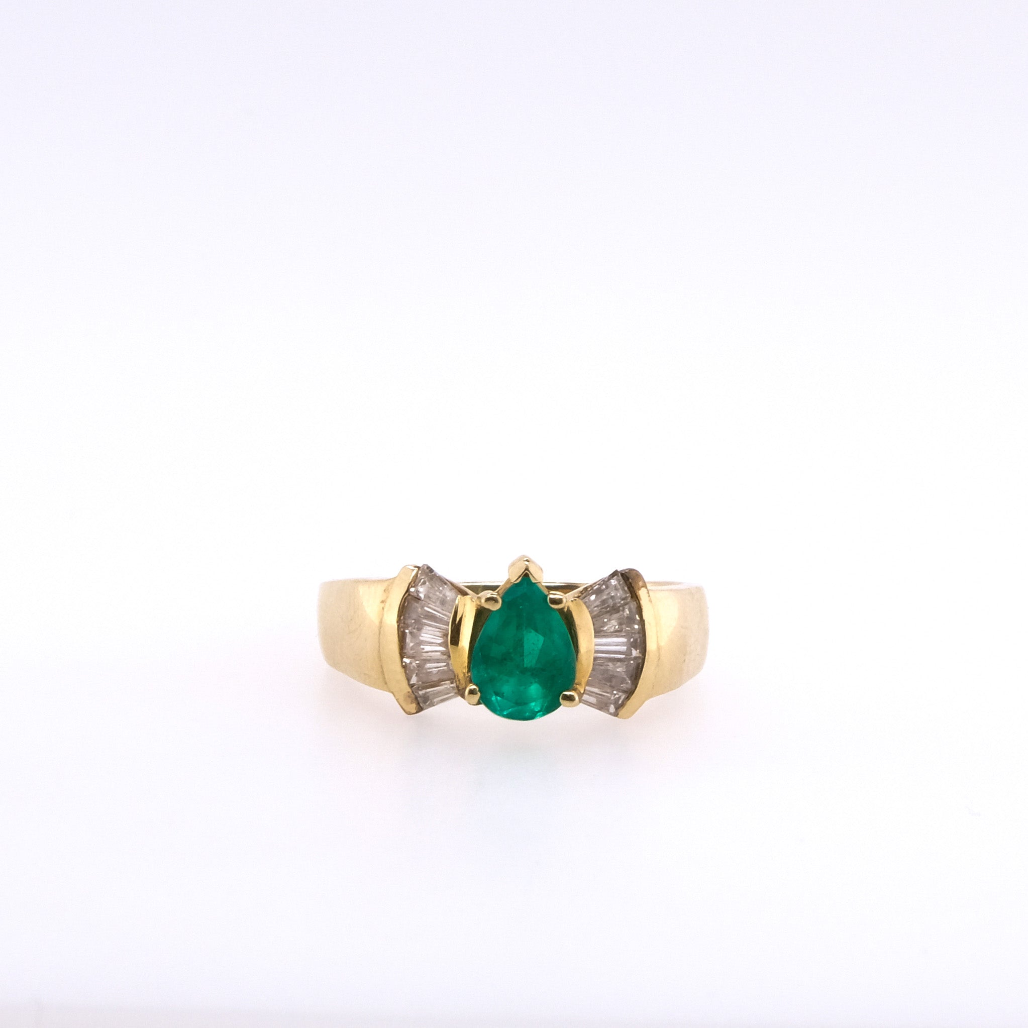 14k Emerald & Diamond Ring