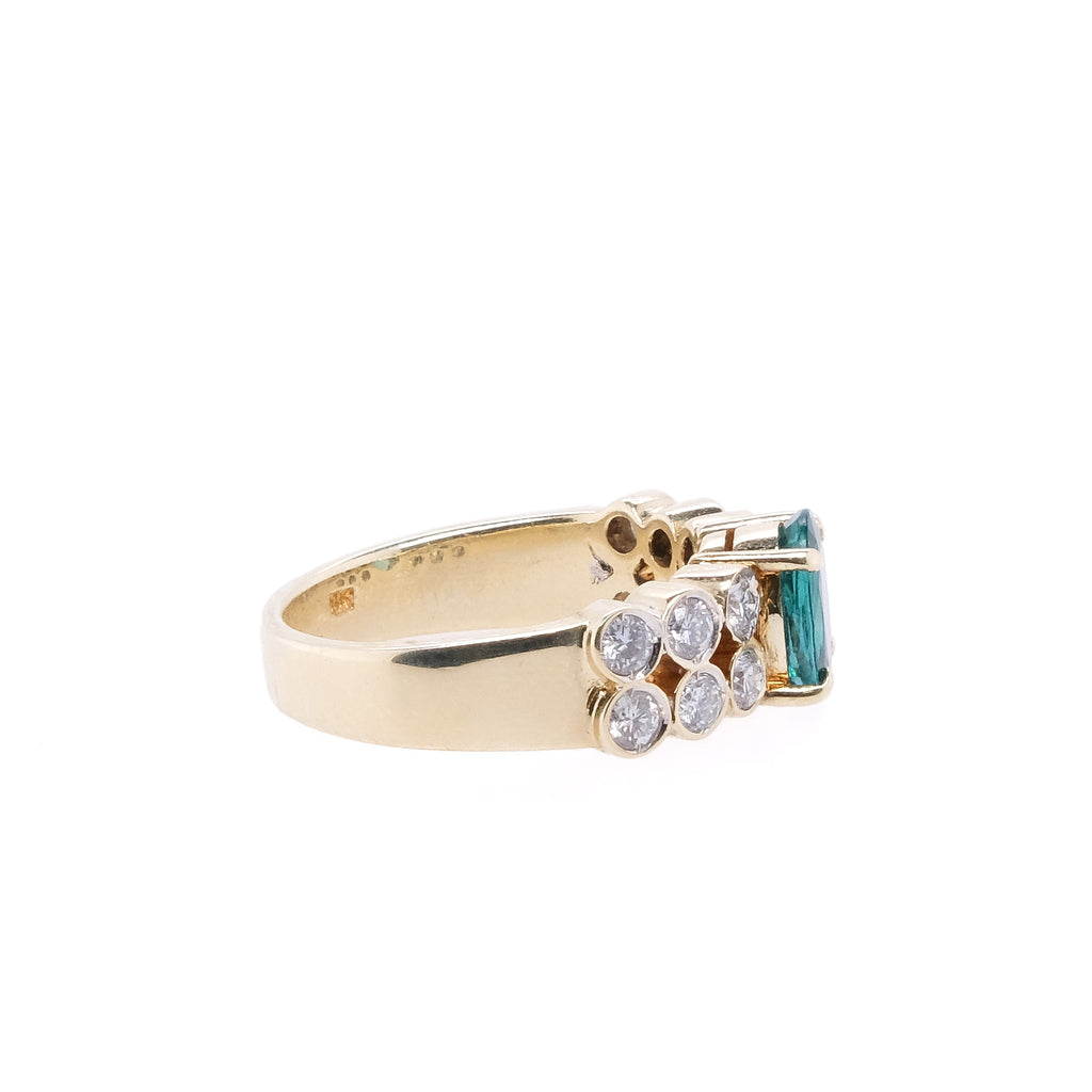 18k Emerald & Diamond Ring