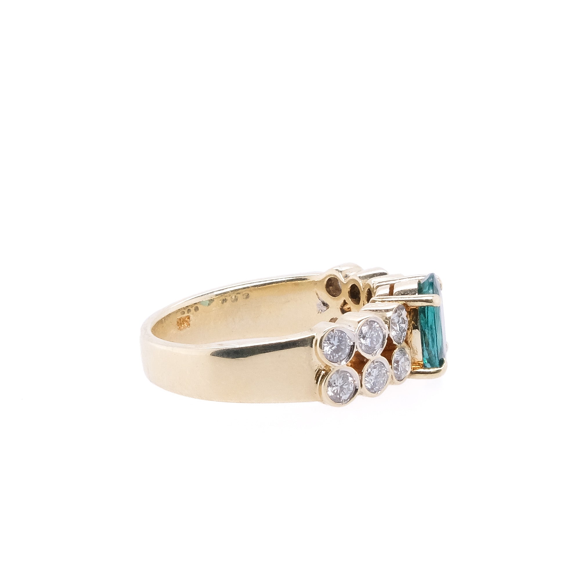 18k Emerald & Diamond Ring