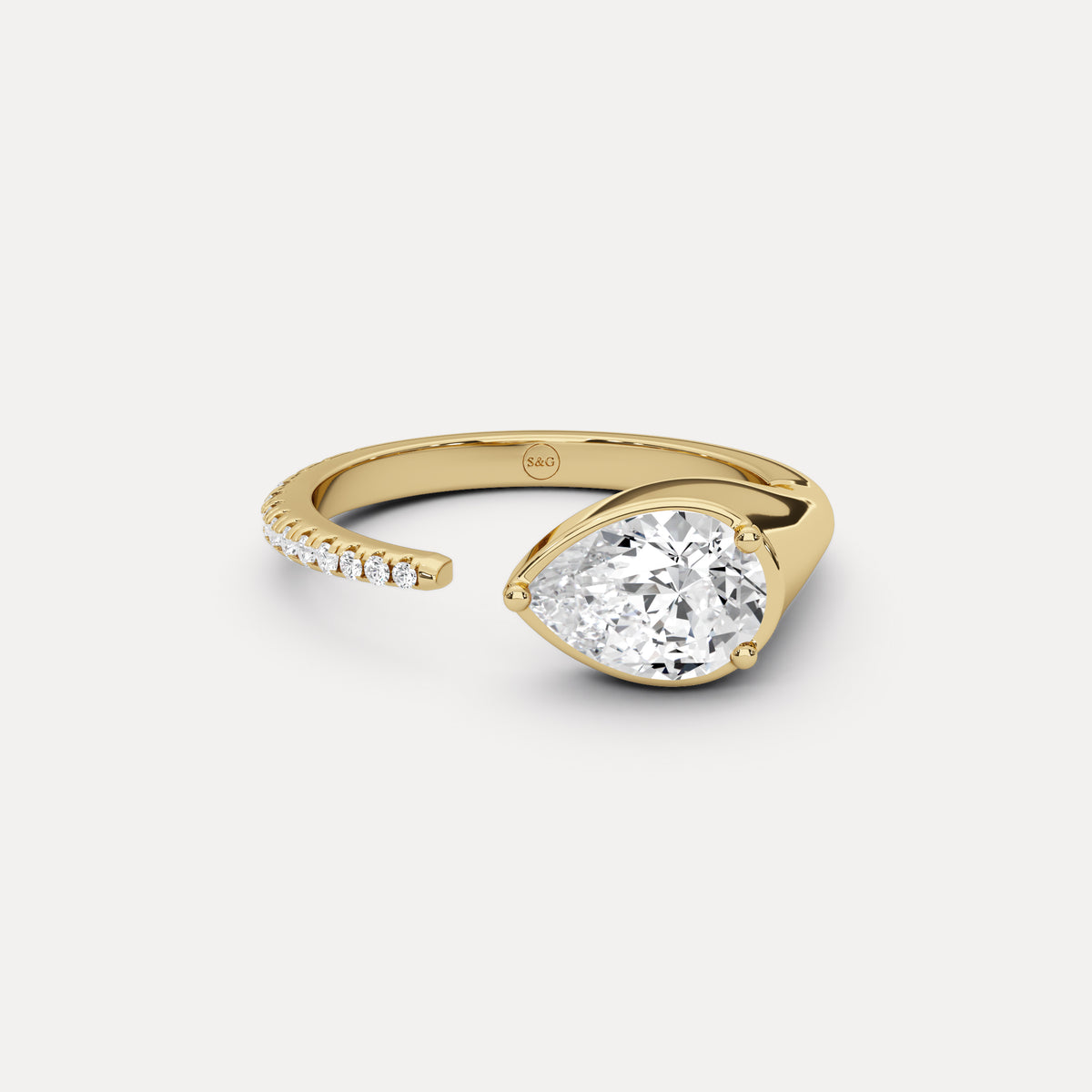 Niki Ring in Diamond