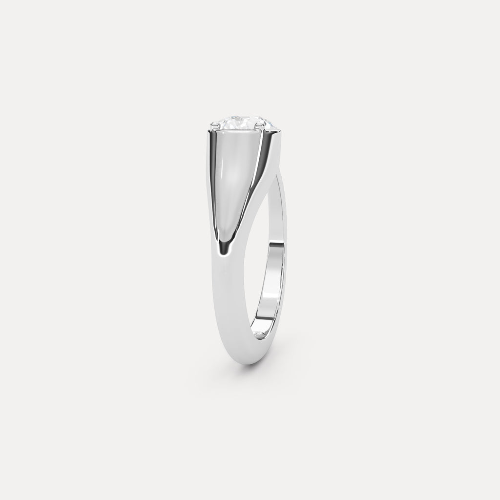 Niki Ring in Diamond
