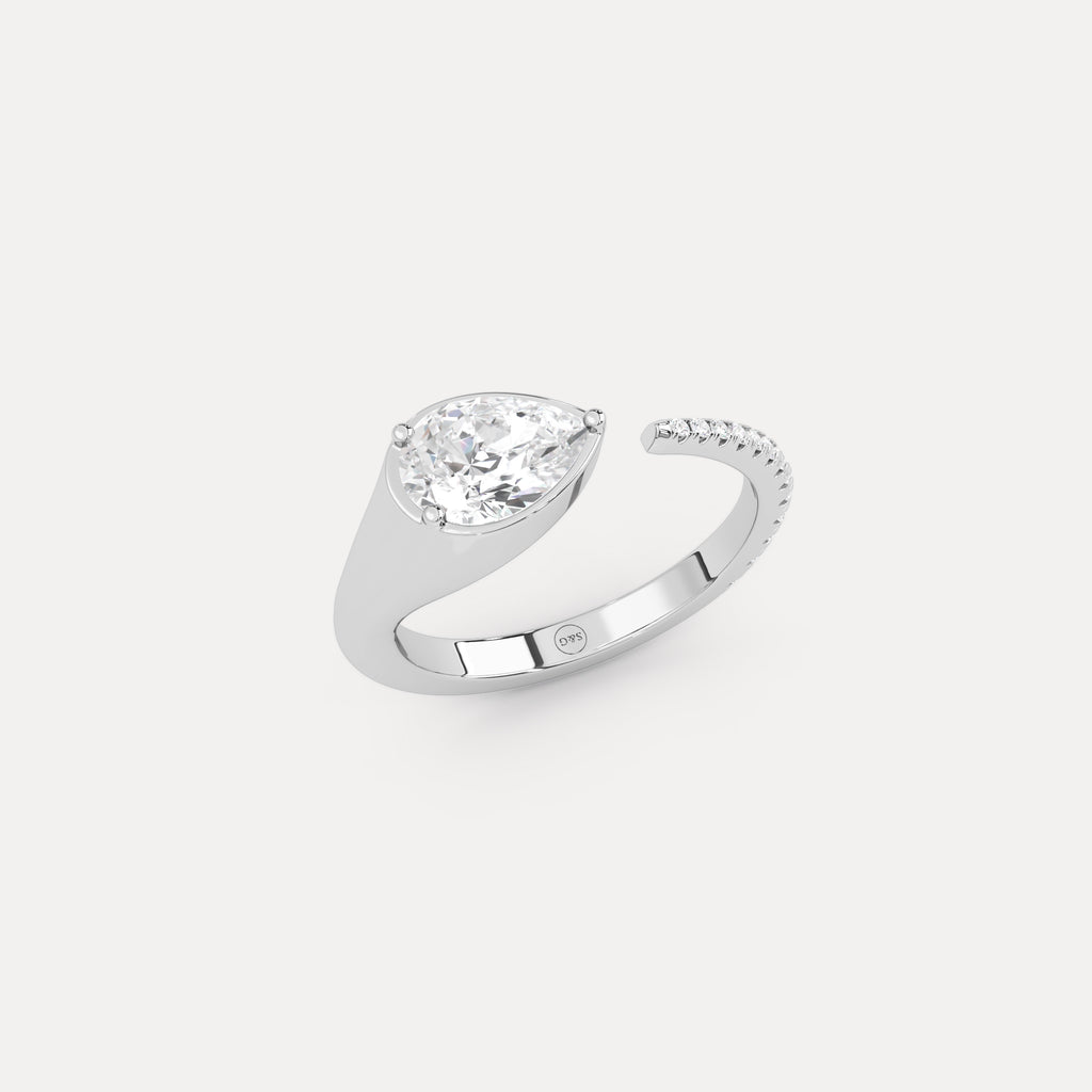 Niki Ring in Diamond