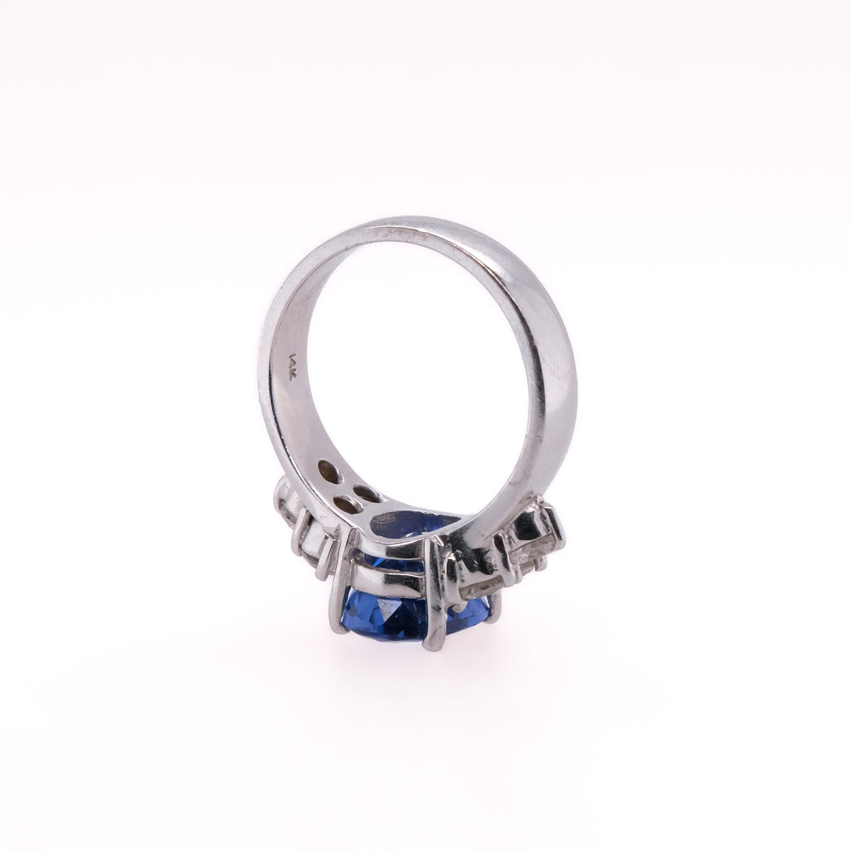 14k Tanzanite & Diamond Ring