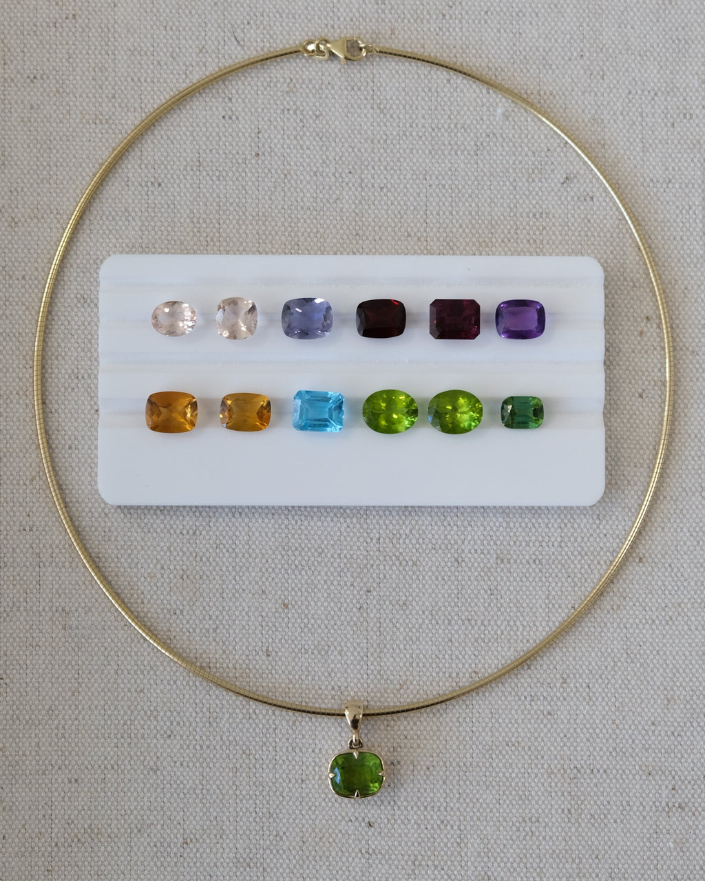 Mira Pendant in Olive