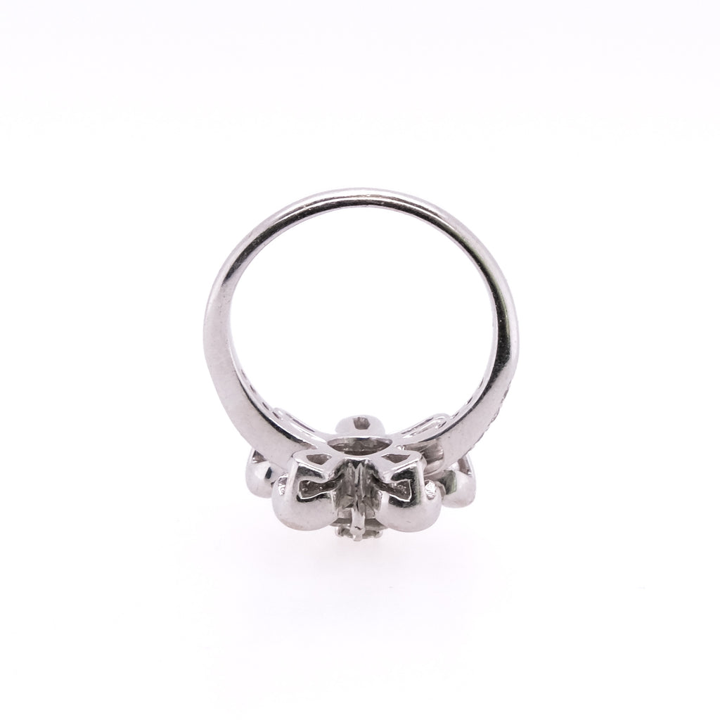 18k Floral Diamond Ring