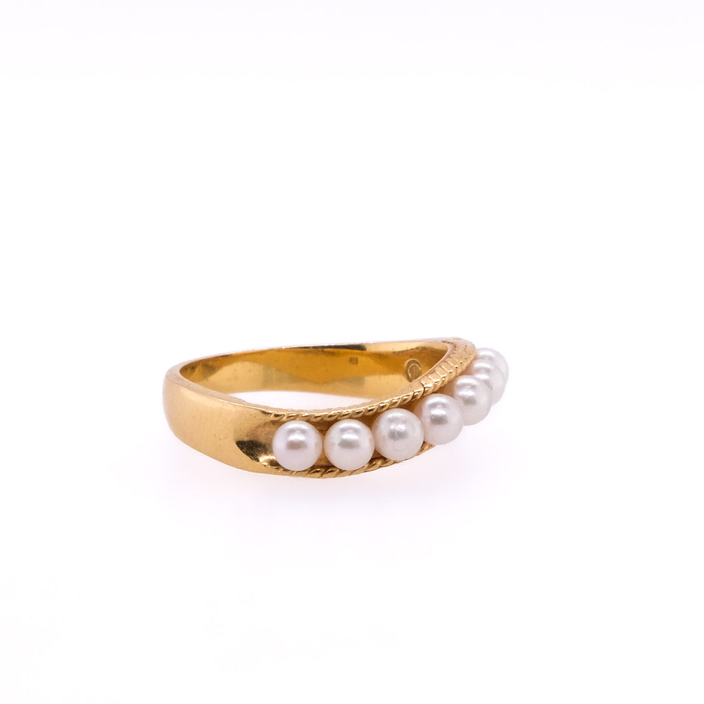 18k Pearl Seed Ring