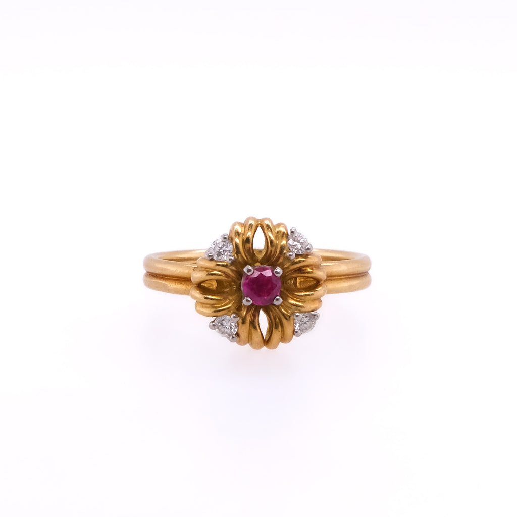 18k Ruby & Diamond Flower Ring