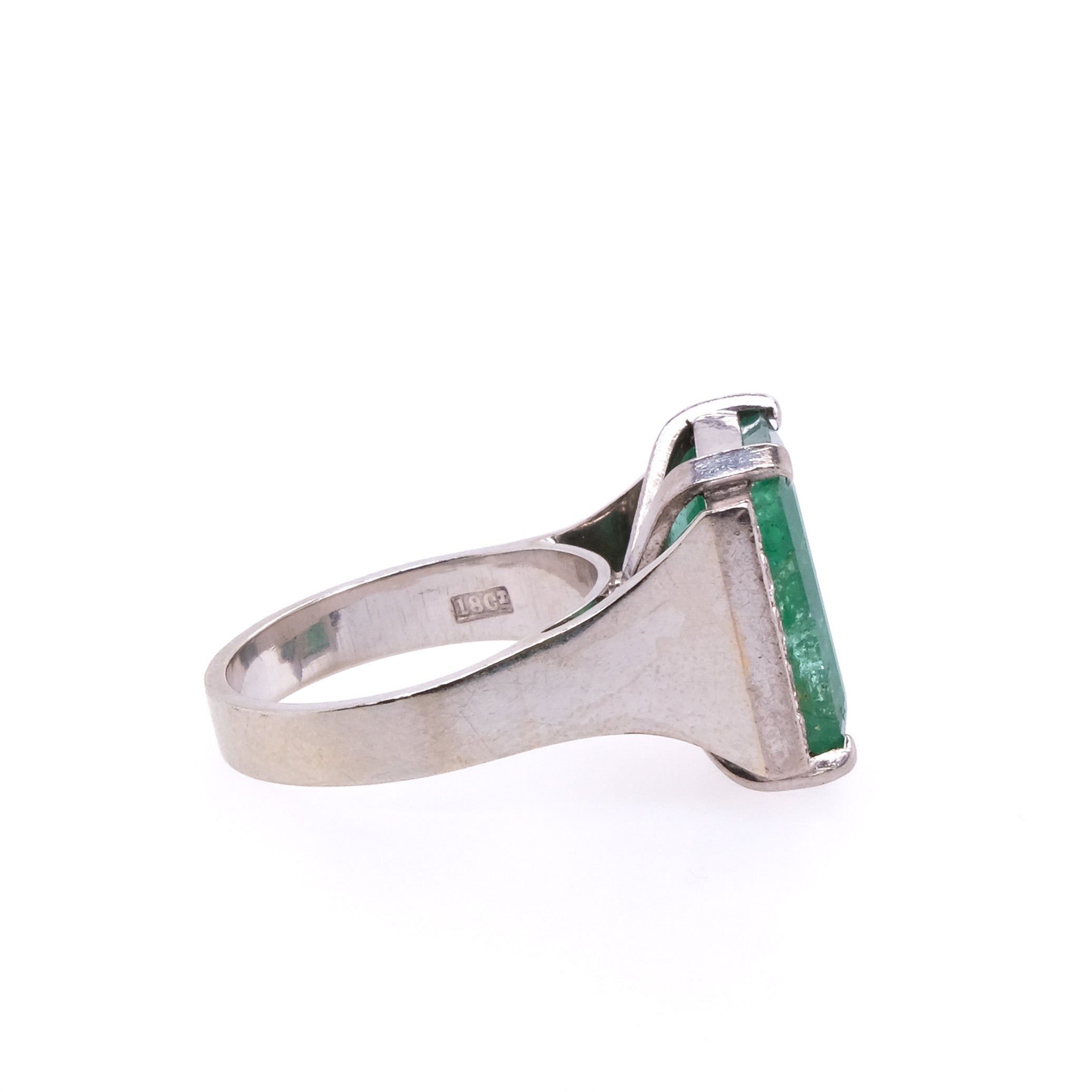 18k Emerald & Diamond Ring
