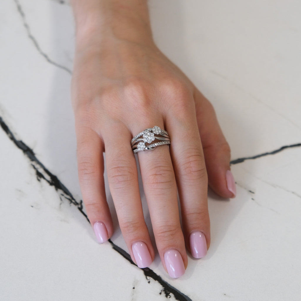 14k Floral Diamond Ring