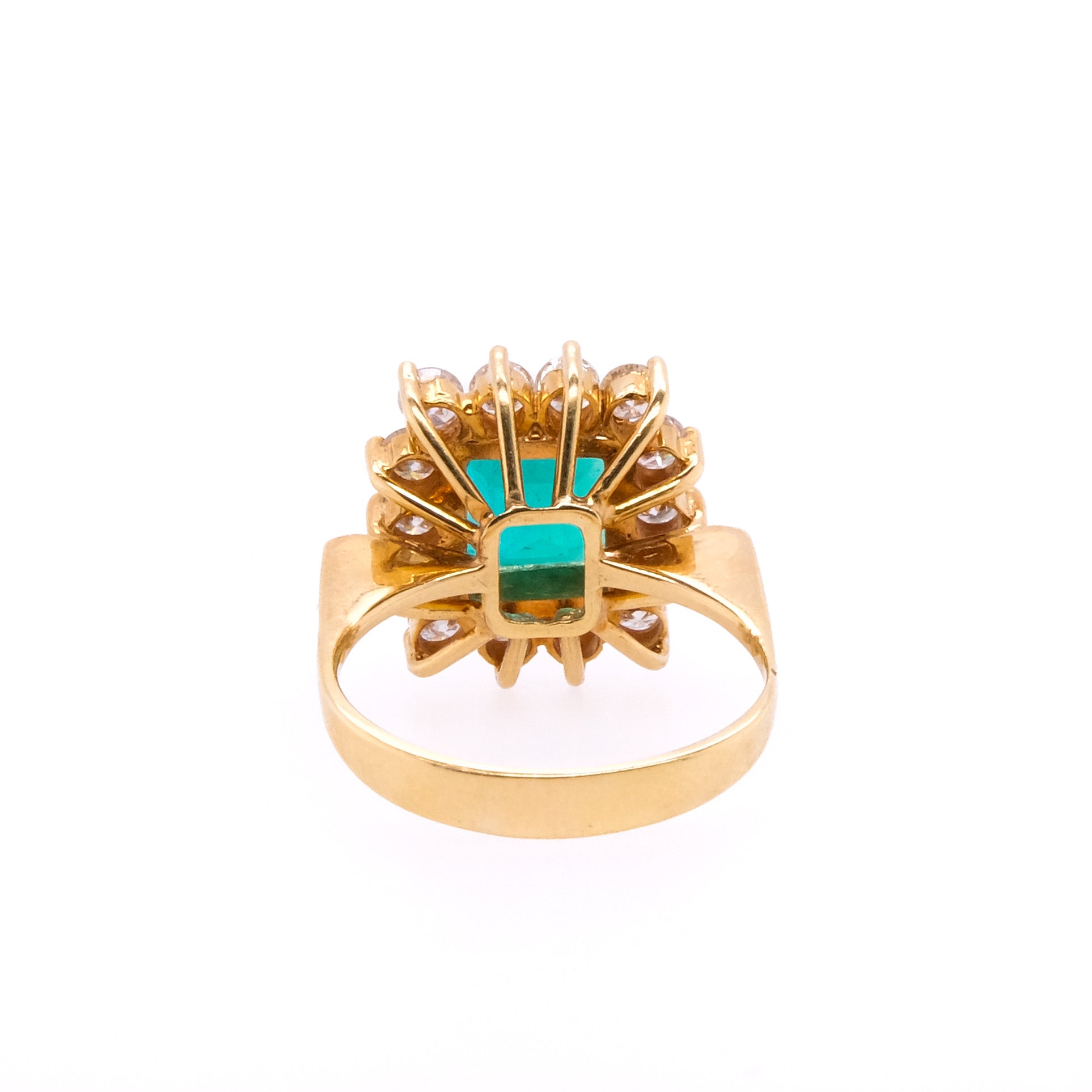 18k Emerald & Diamond Ring