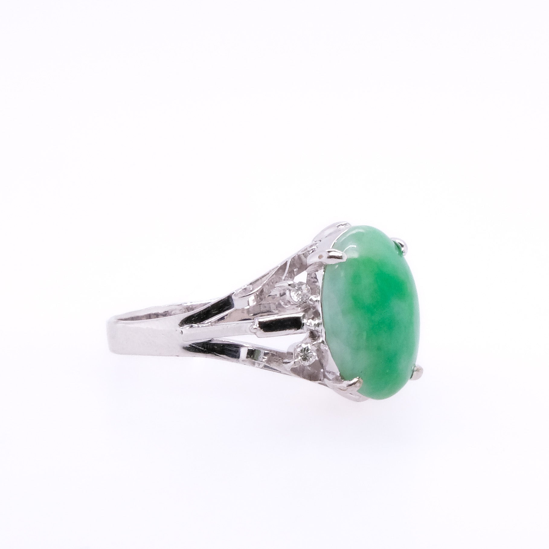 18k Jade & Diamond Ring