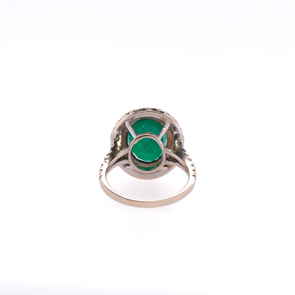 18k Emerald & Diamond Ring