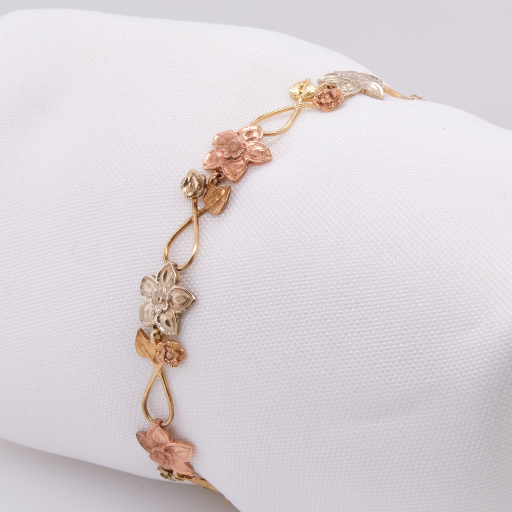 14k Multi-Coloured Gold Flower Bracelet