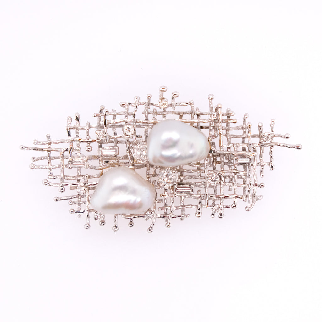 18k Diamond & Baroque Pearls Brooch
