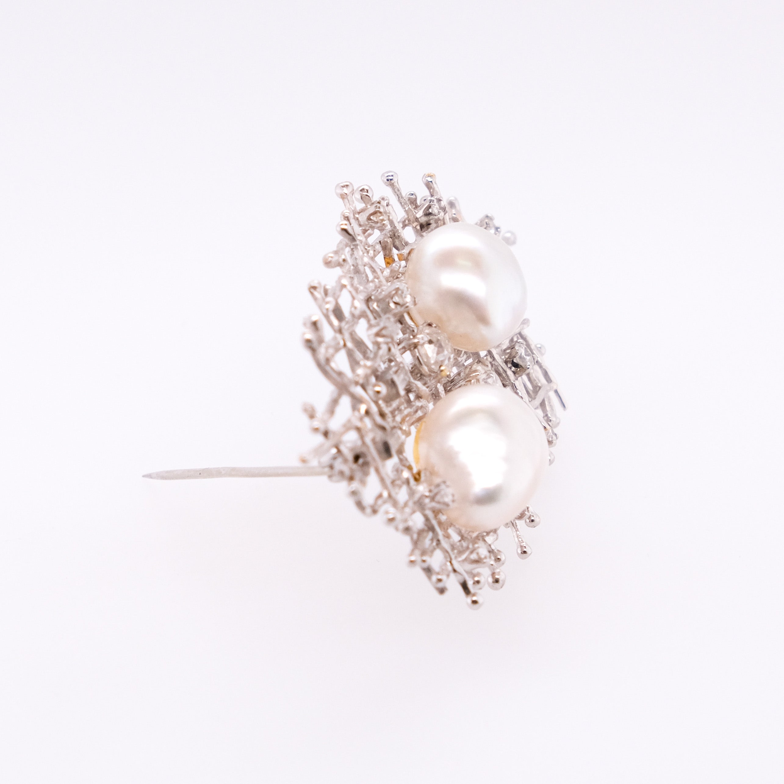 18k Diamond & Baroque Pearls Brooch