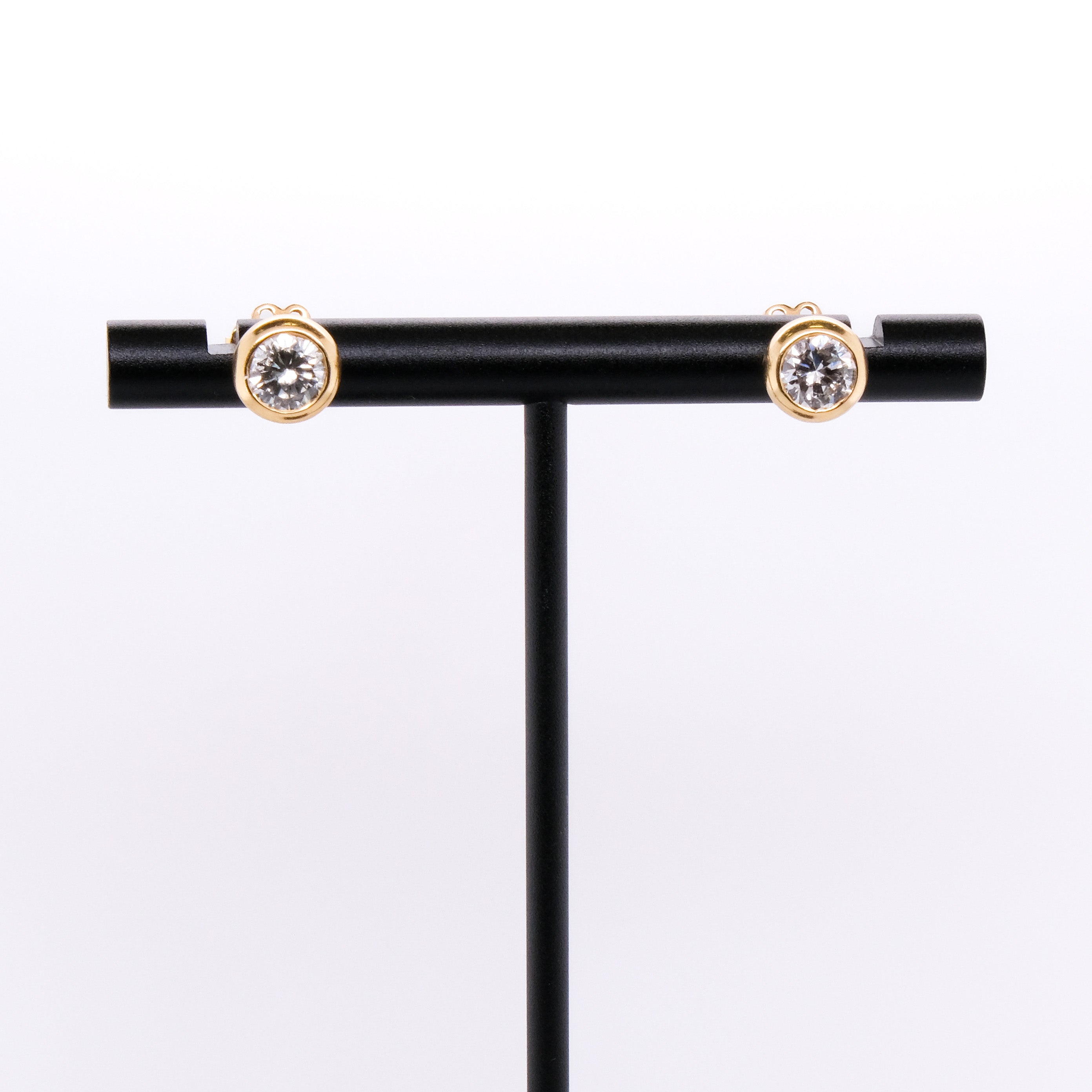 18k Diamond Stud Earrings