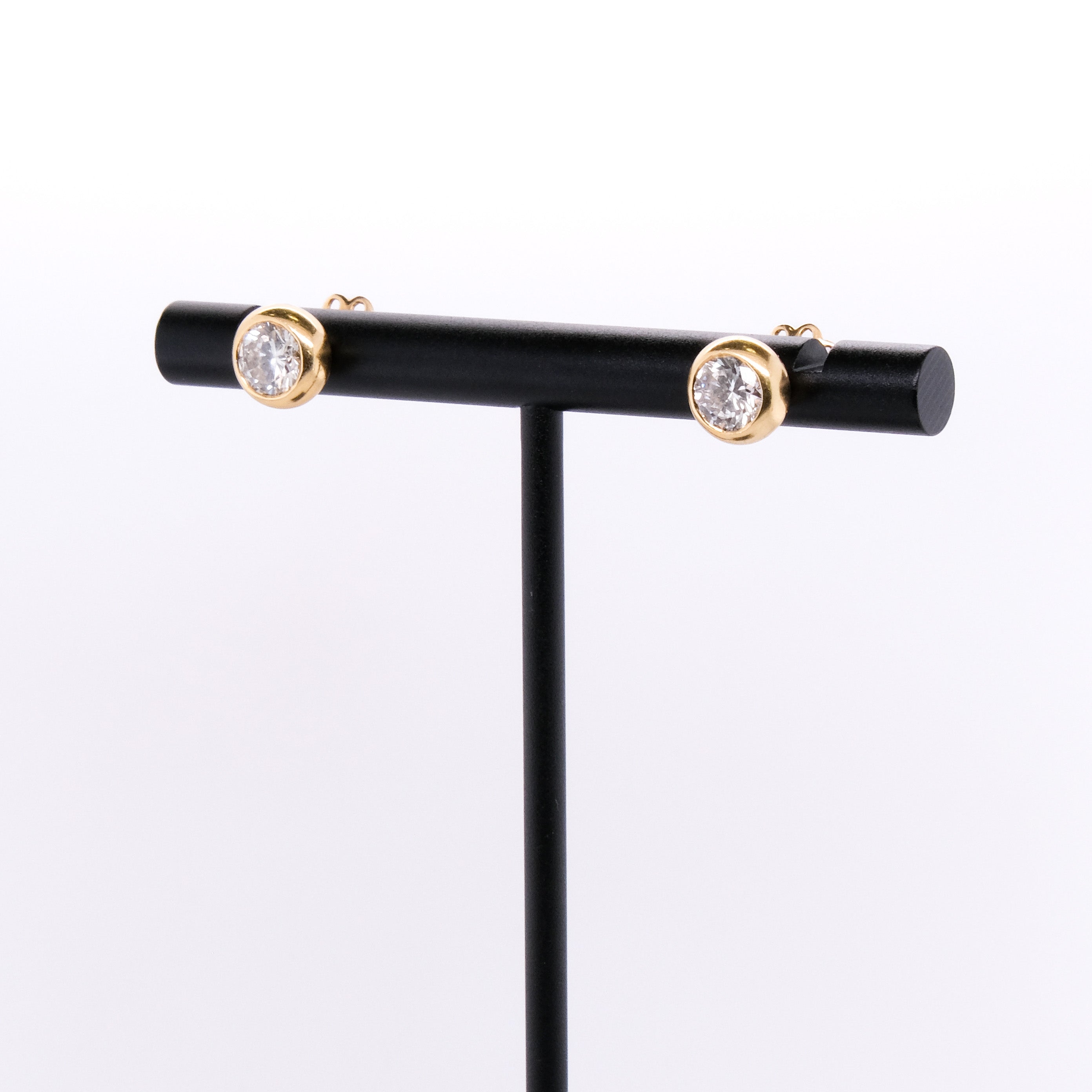 18k Diamond Stud Earrings