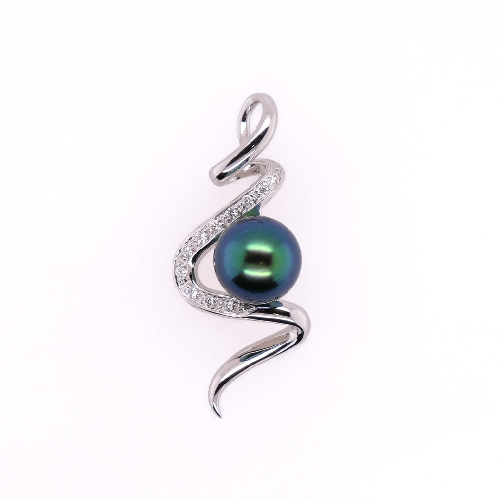 18k Tahitian Pearl & Diamond Pendant