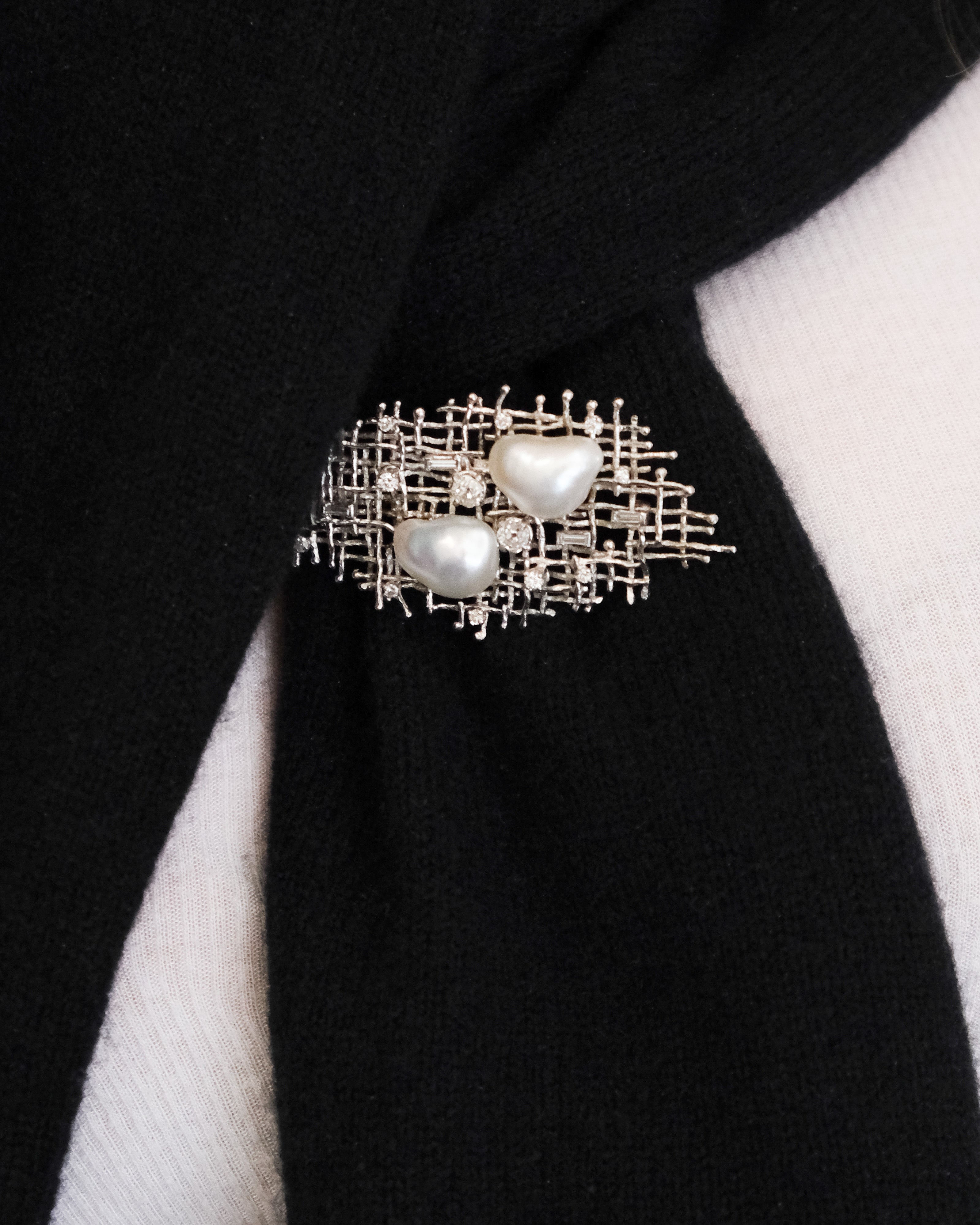 18k Diamond & Baroque Pearls Brooch