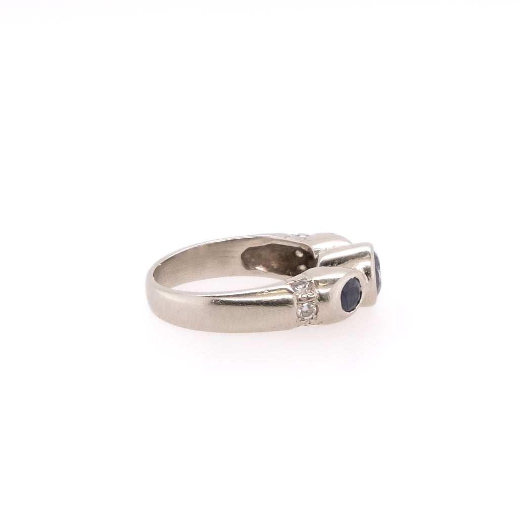 14k Sapphire & Diamond Ring
