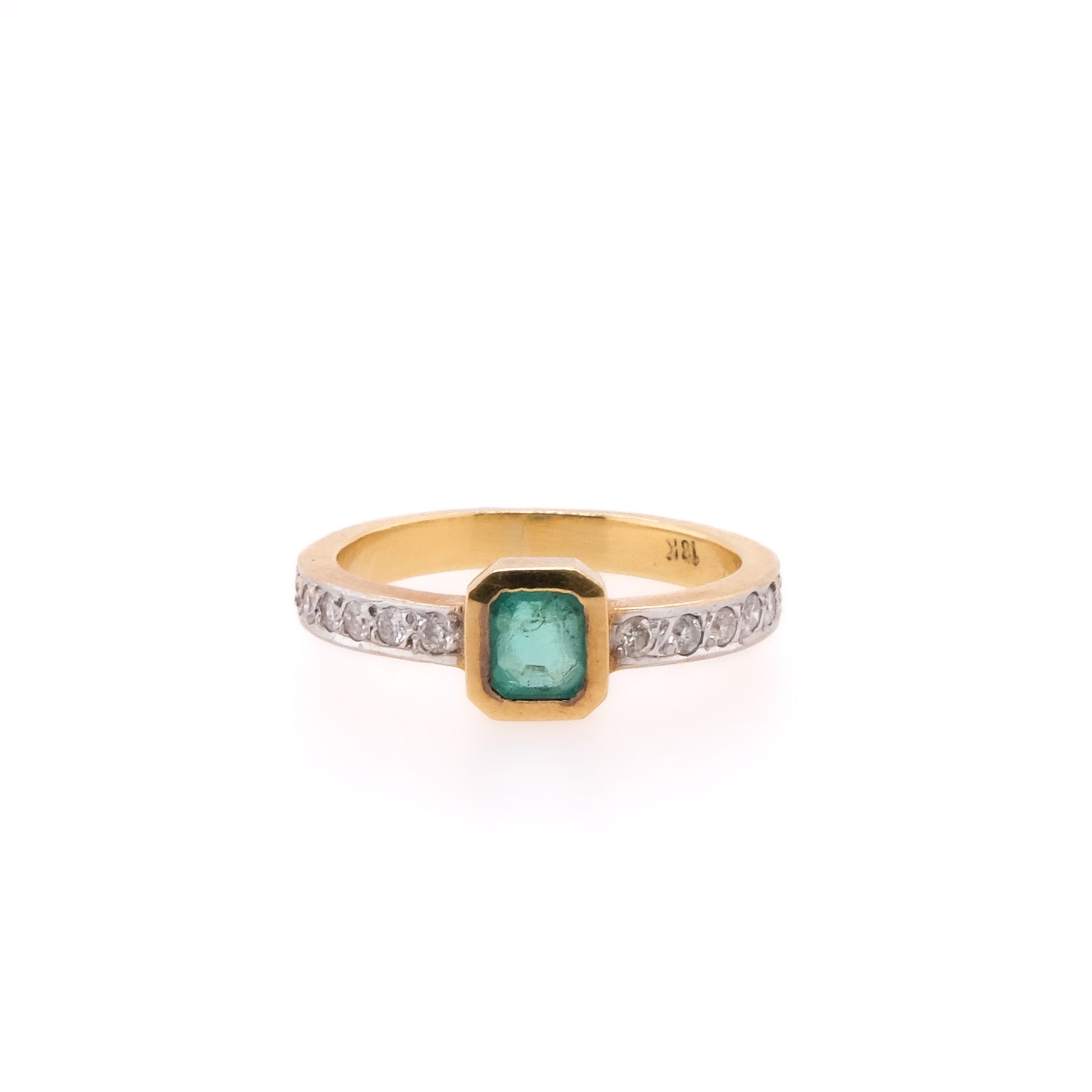 18k Emerald & Diamond Ring