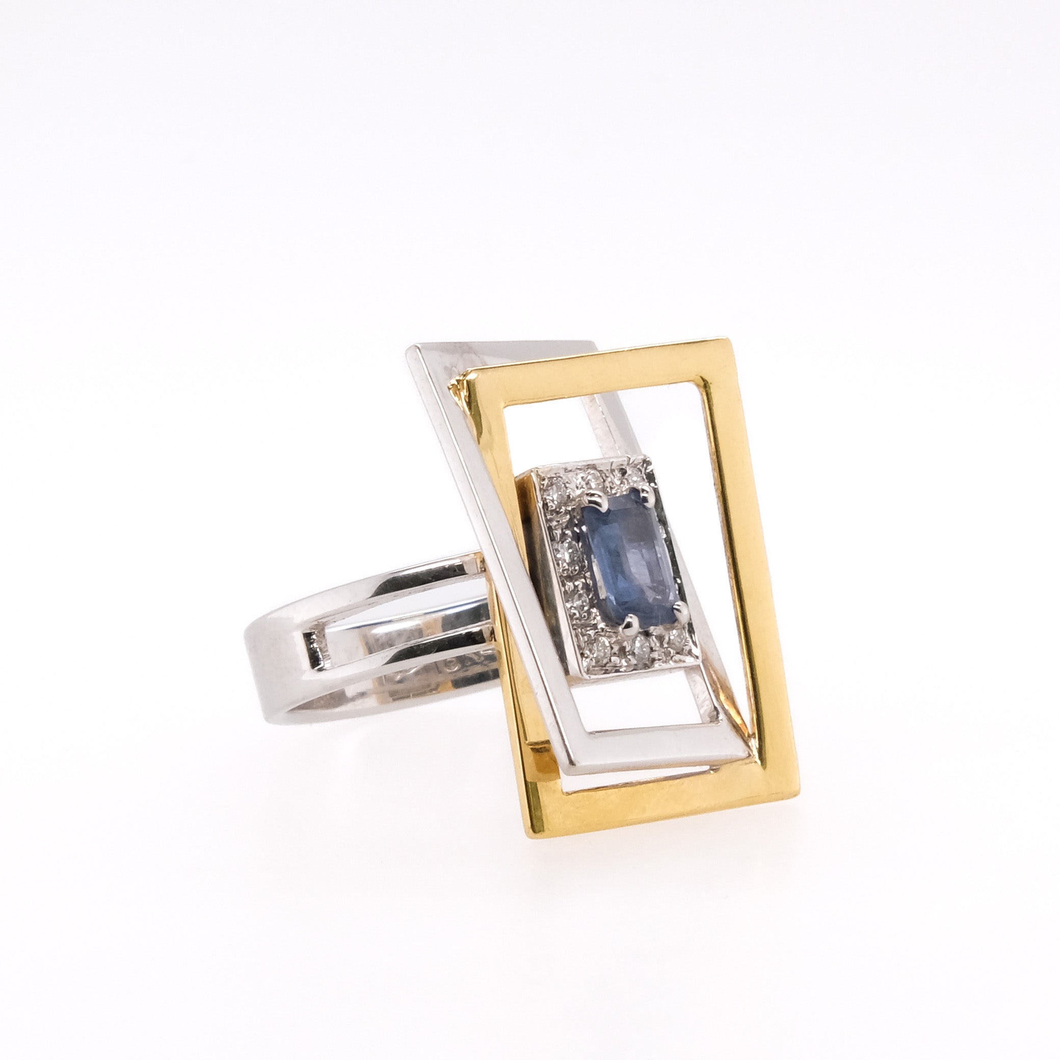 18k Sapphire & Diamond Cocktail Ring