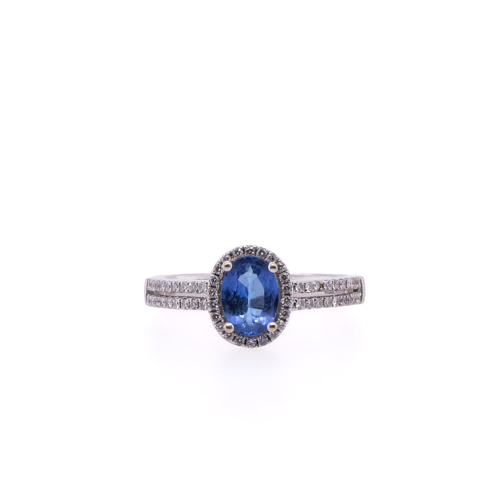 18k Tanzanite & Diamond Ring