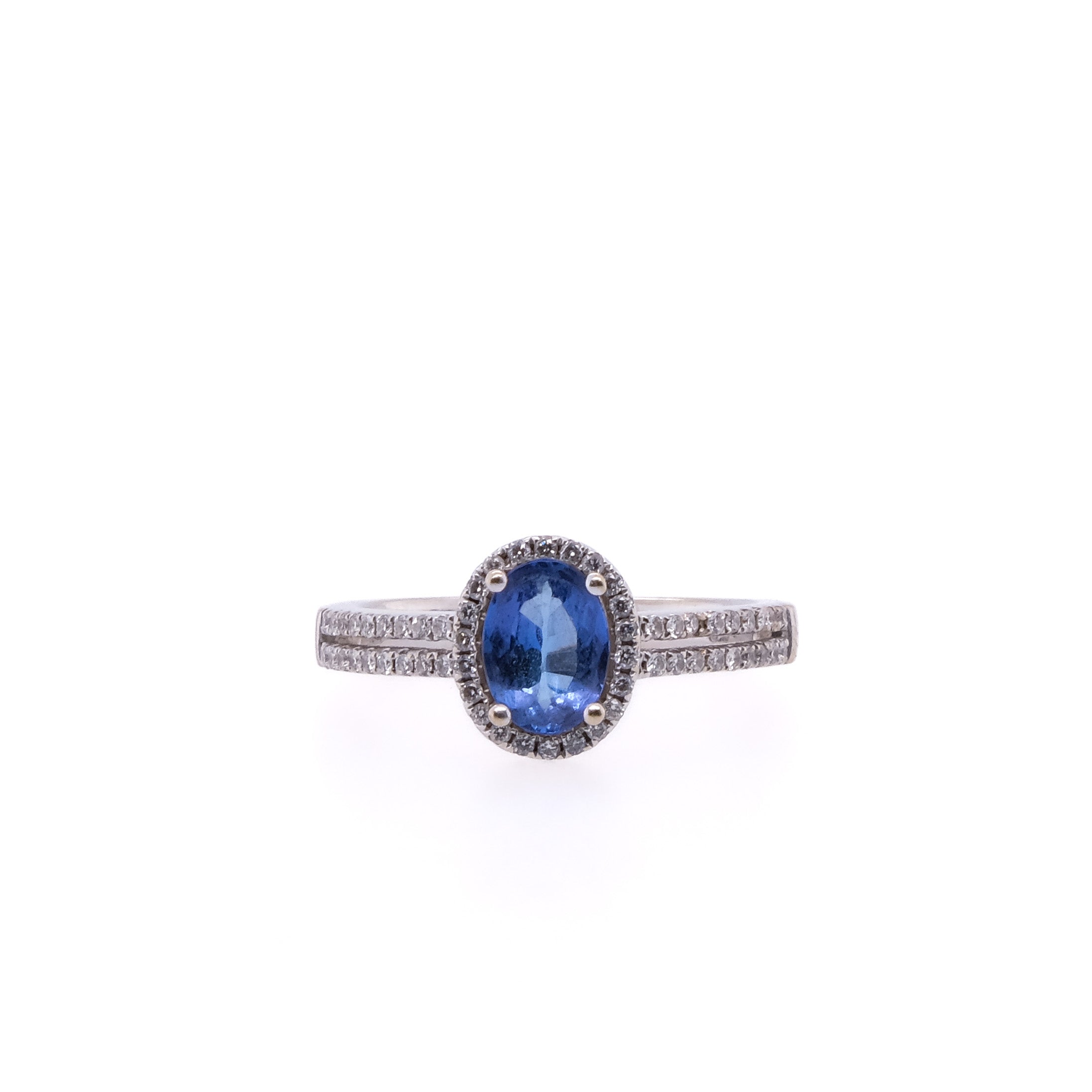 18k Tanzanite & Diamond Ring