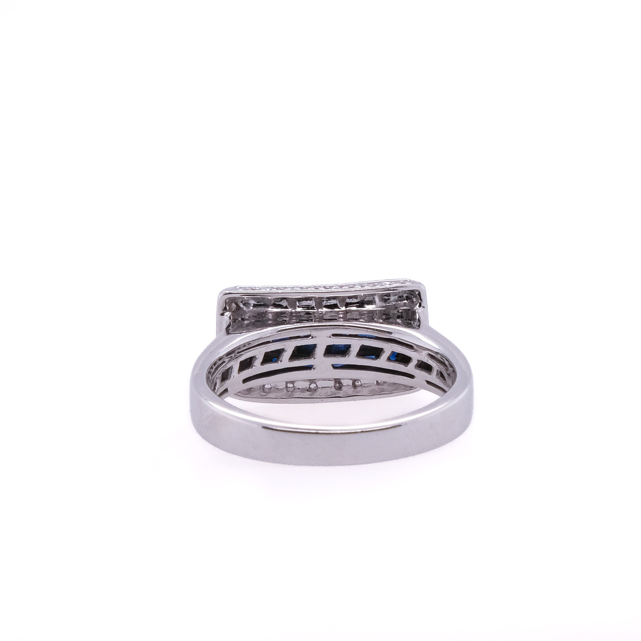 18k Sapphire & Diamond Ring
