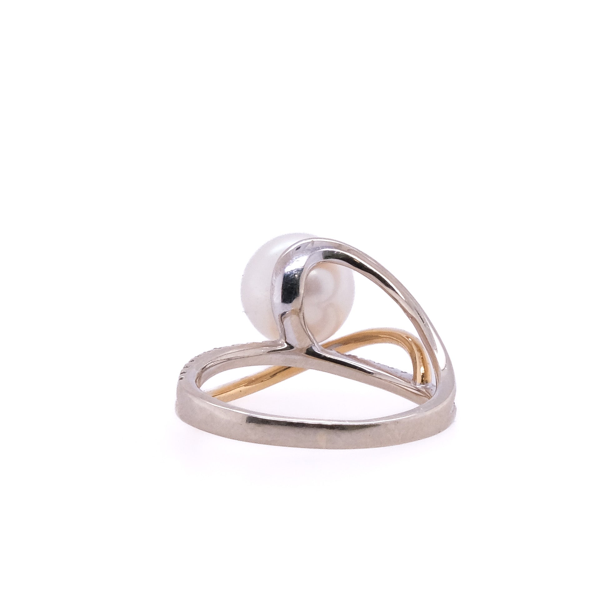 14k Pearl & Diamond Ring