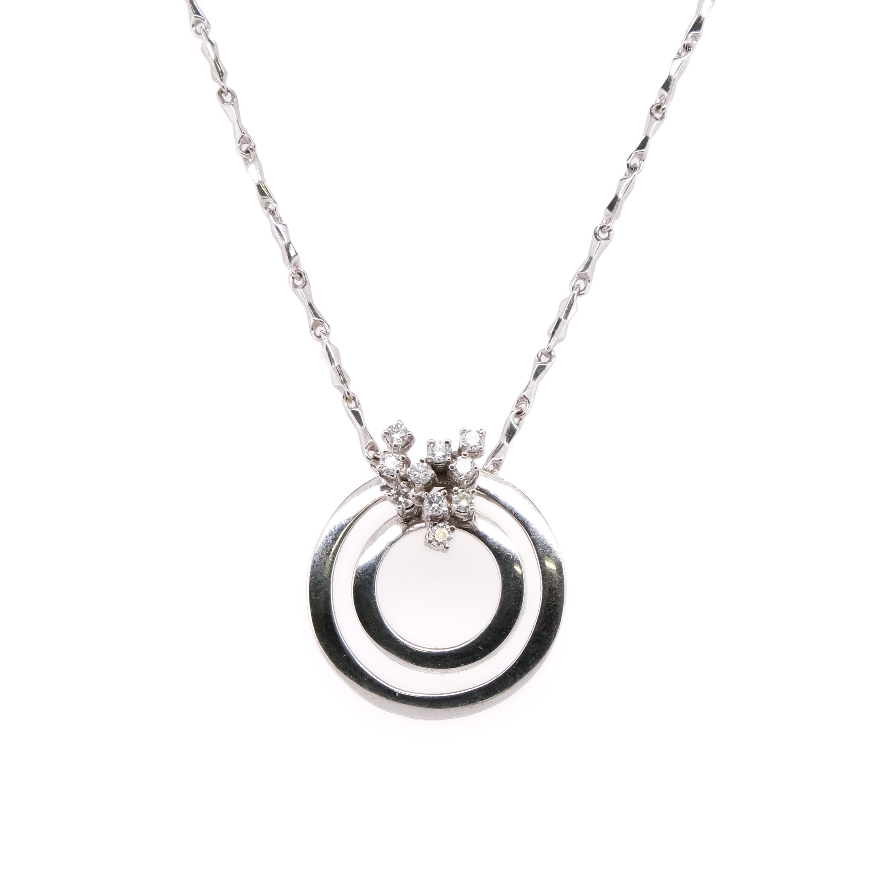 18k Circle Diamond Necklace