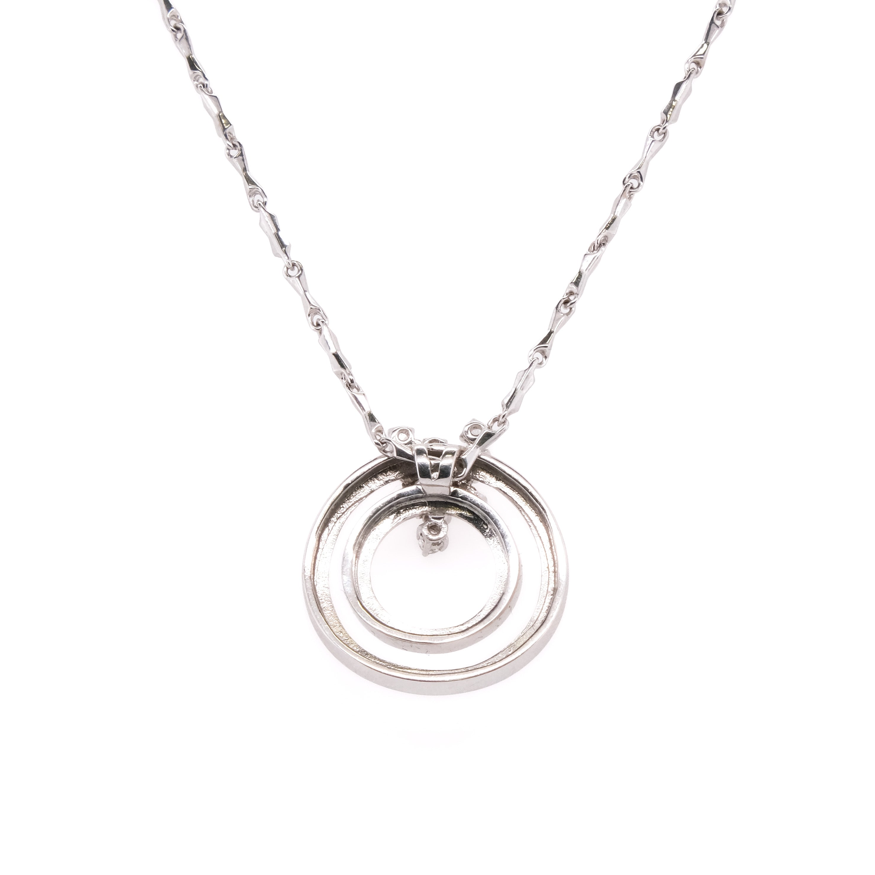 18k Circle Diamond Necklace