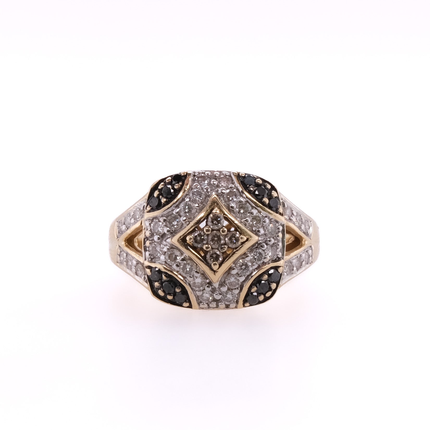 14k Fancy Coloured Diamond Ring