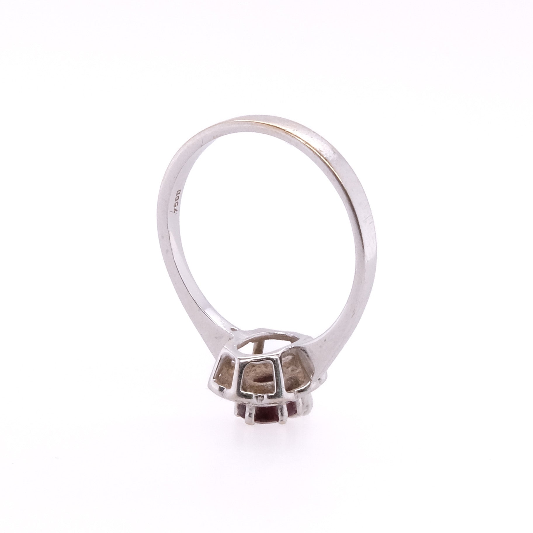 18k Ruby & Diamond Ring